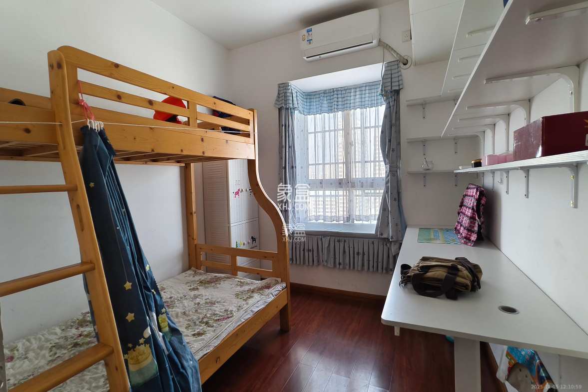 时代星城 3室2厅2卫 2400.0元/月 时代星城 3室2厅2卫 2400.0元/月室内图