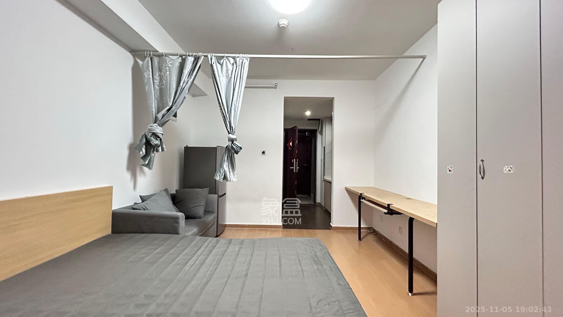 万科白鹭郡 1室1厅1卫 1500.0元/月 万科白鹭郡 1室1厅1卫 1500.0元/月室内图