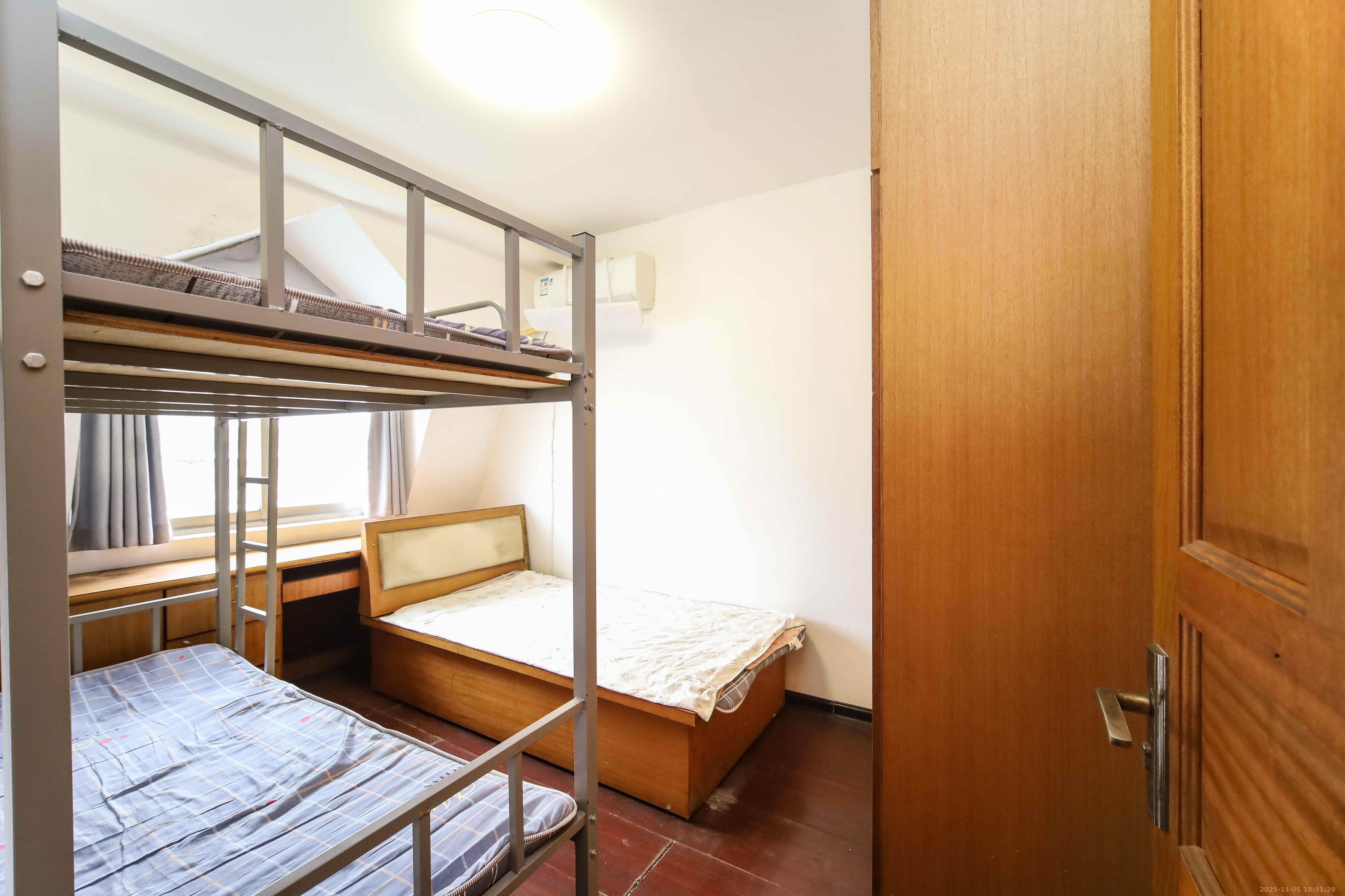 星城名典 3室2厅2卫 1900.0元/月 星城名典 3室2厅2卫 1900.0元/月室内图