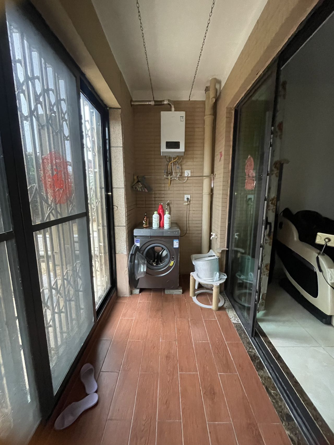 江畔人家 2室2厅1卫 2300.0元/月 江畔人家 2室2厅1卫 2300.0元/月室内图