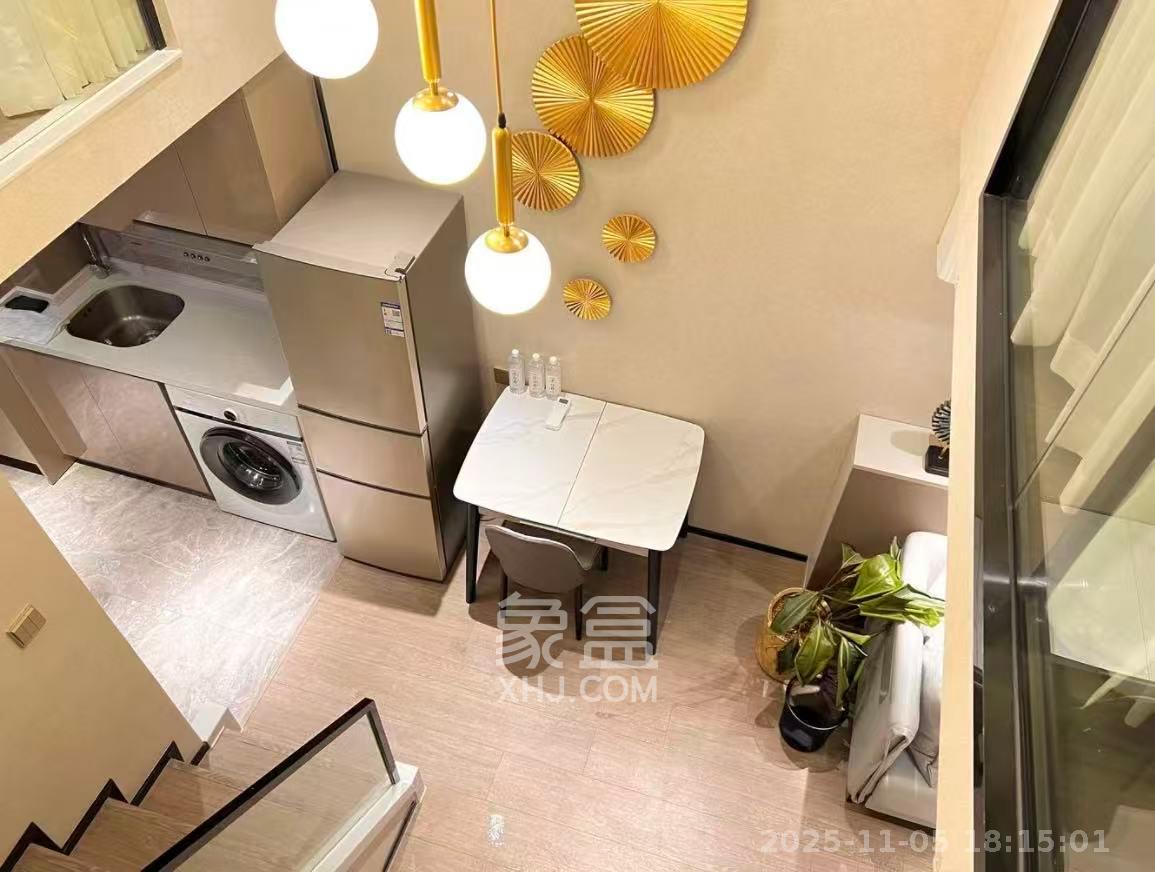 中一鲲出（鲲鹏府）  2室1厅1卫    2500.0元/月室内图