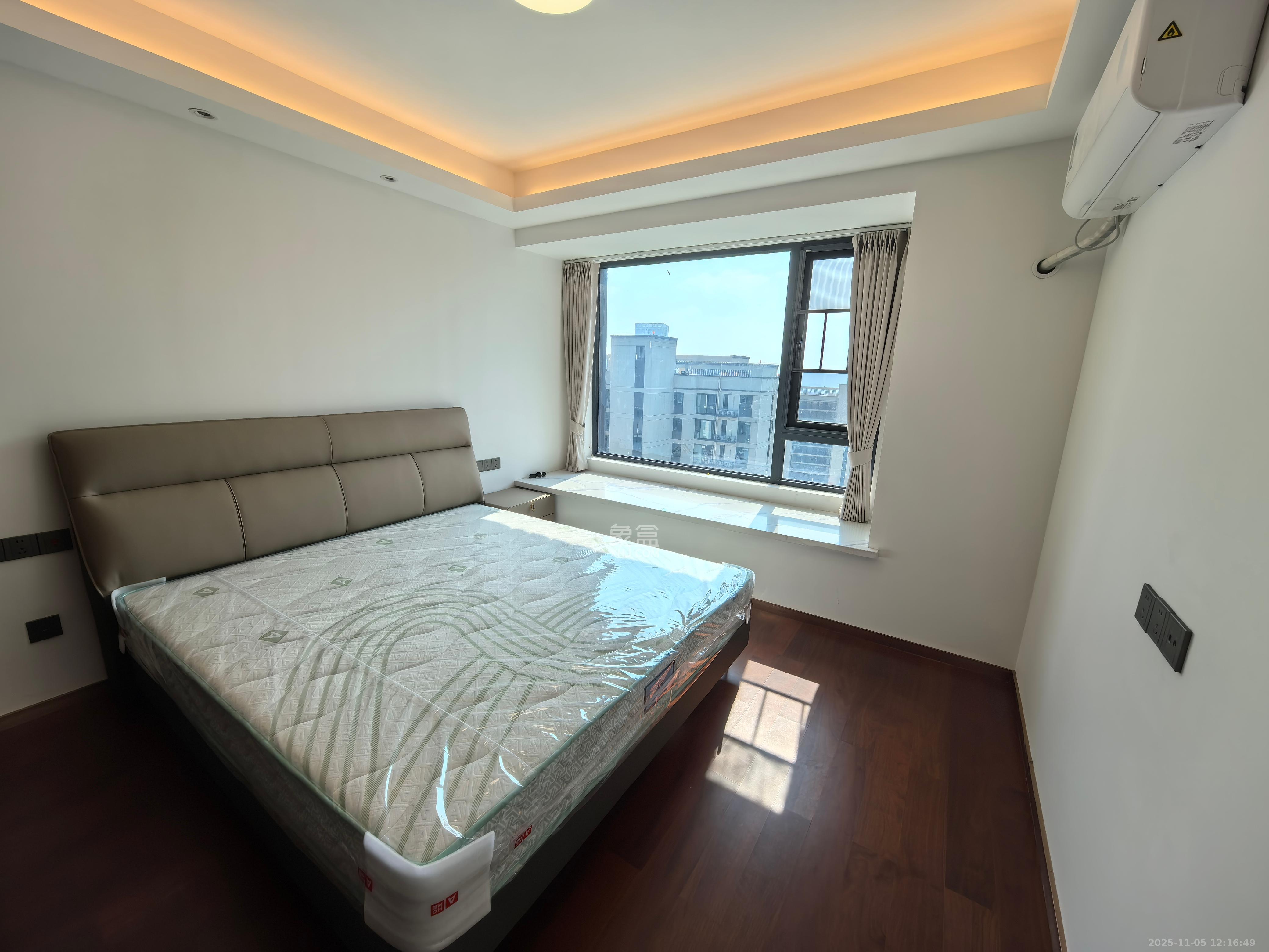 旭辉雨花郡  1室0厅0卫    4500.0元/月室内图