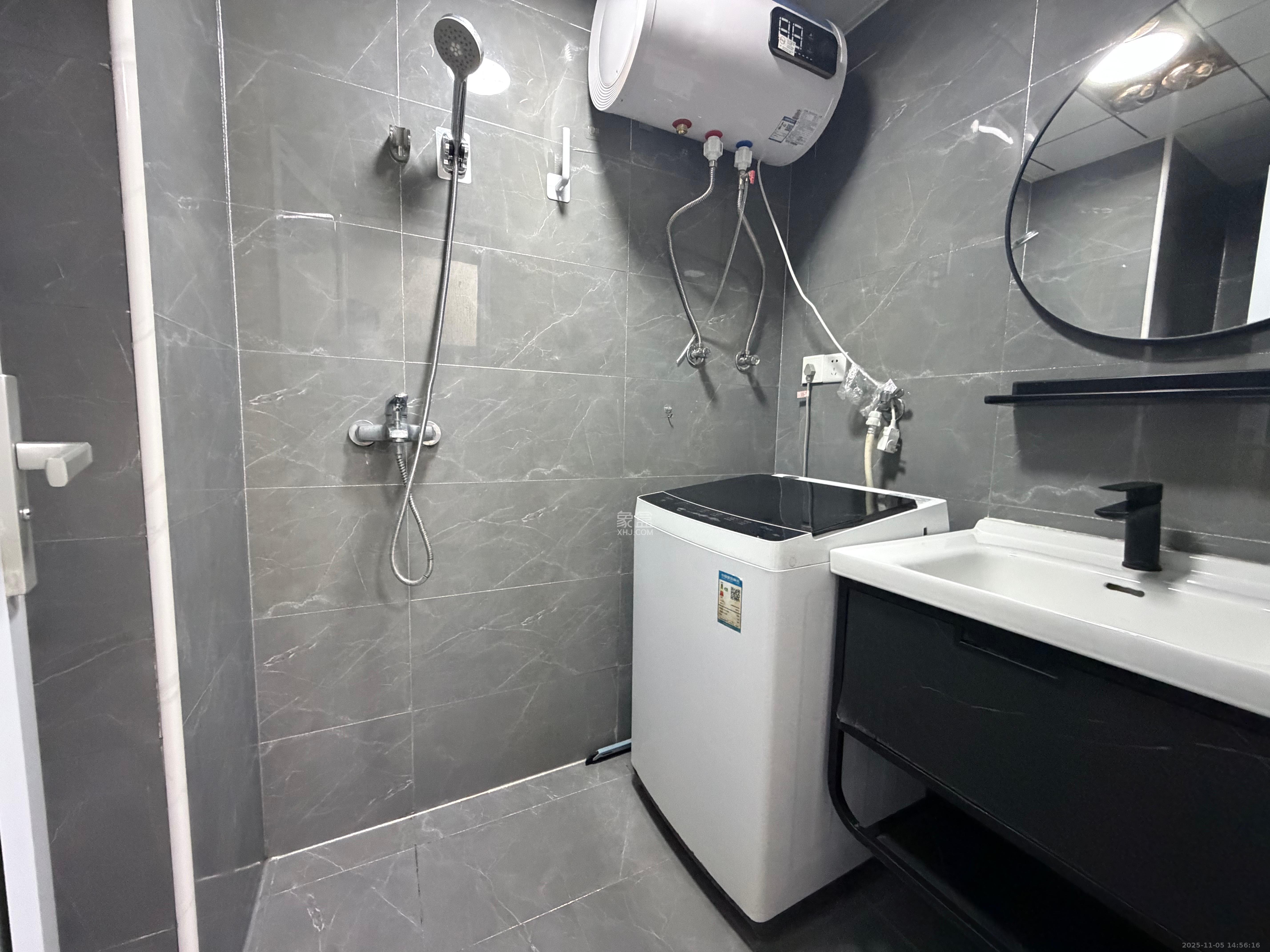 龙湖湘江星座(祺鑫星座公寓) 1室1厅1卫 1400.0元/月 龙湖湘江星座(祺鑫星座公寓) 1室1厅1卫 1400.0元/月室内图