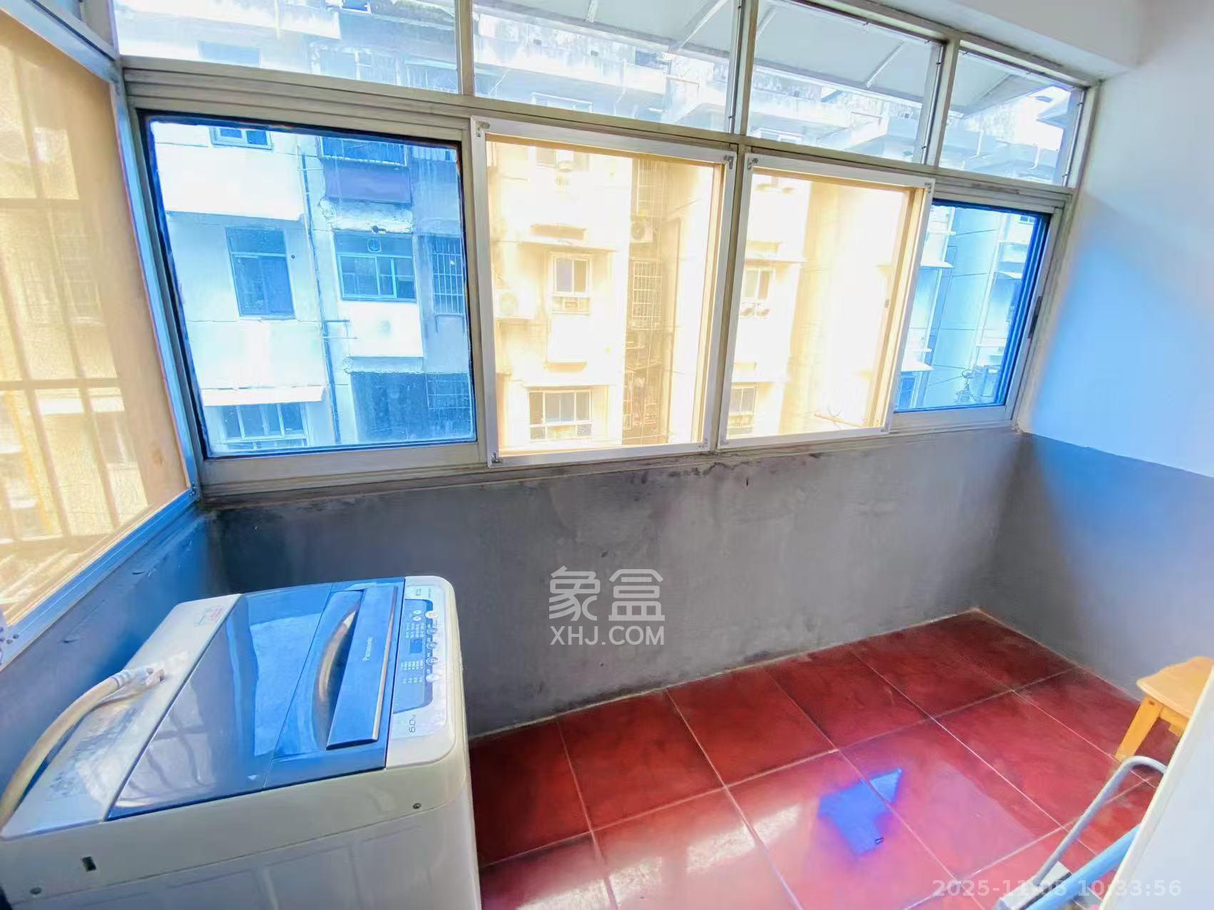 楚湘街二条巷散盘 2室1厅1卫 1800.0元/月 楚湘街二条巷散盘 2室1厅1卫 1800.0元/月室内图