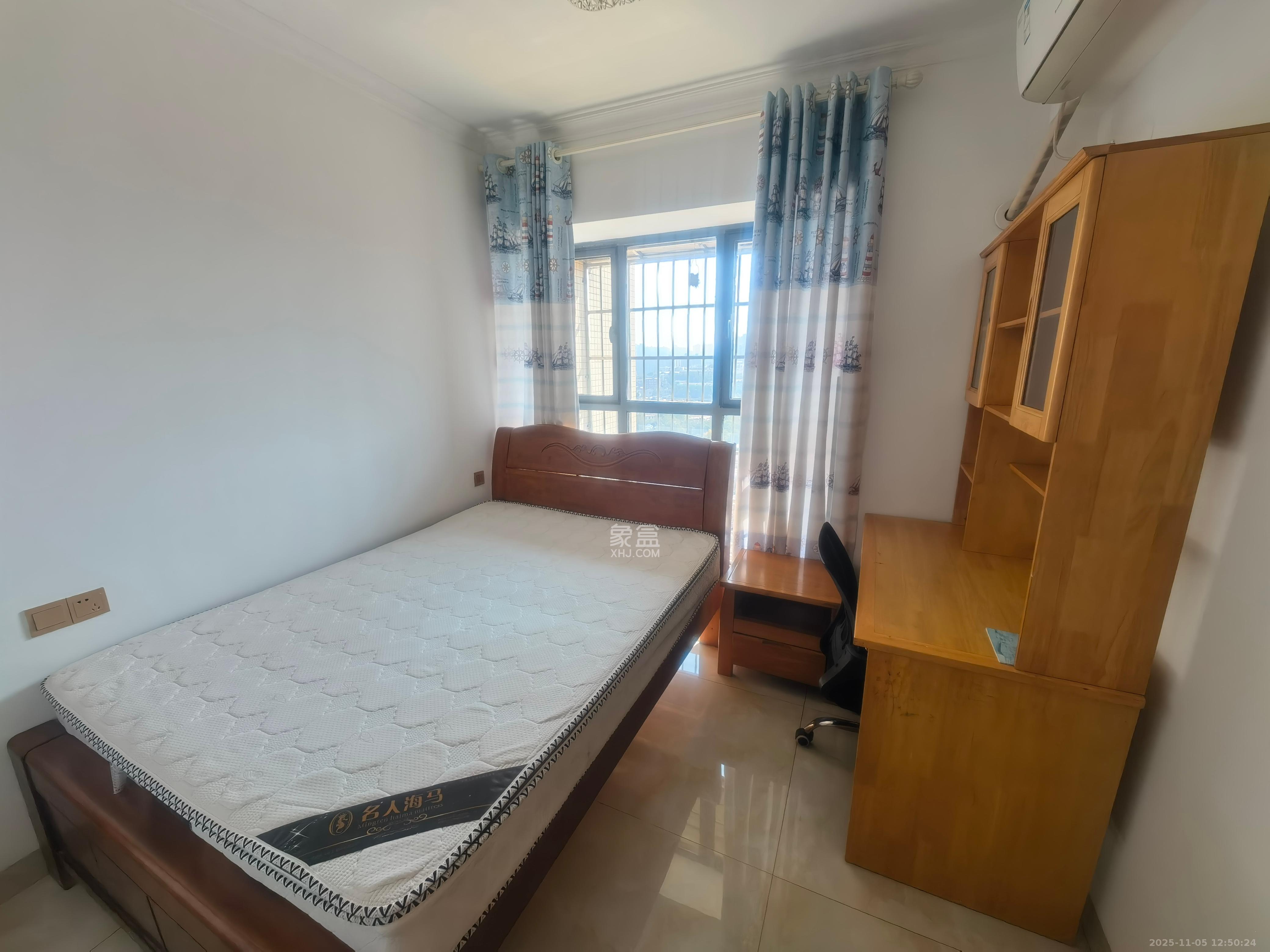 叠彩兰亭 3室2厅2卫 2500.0元/月 叠彩兰亭 3室2厅2卫 2500.0元/月室内图