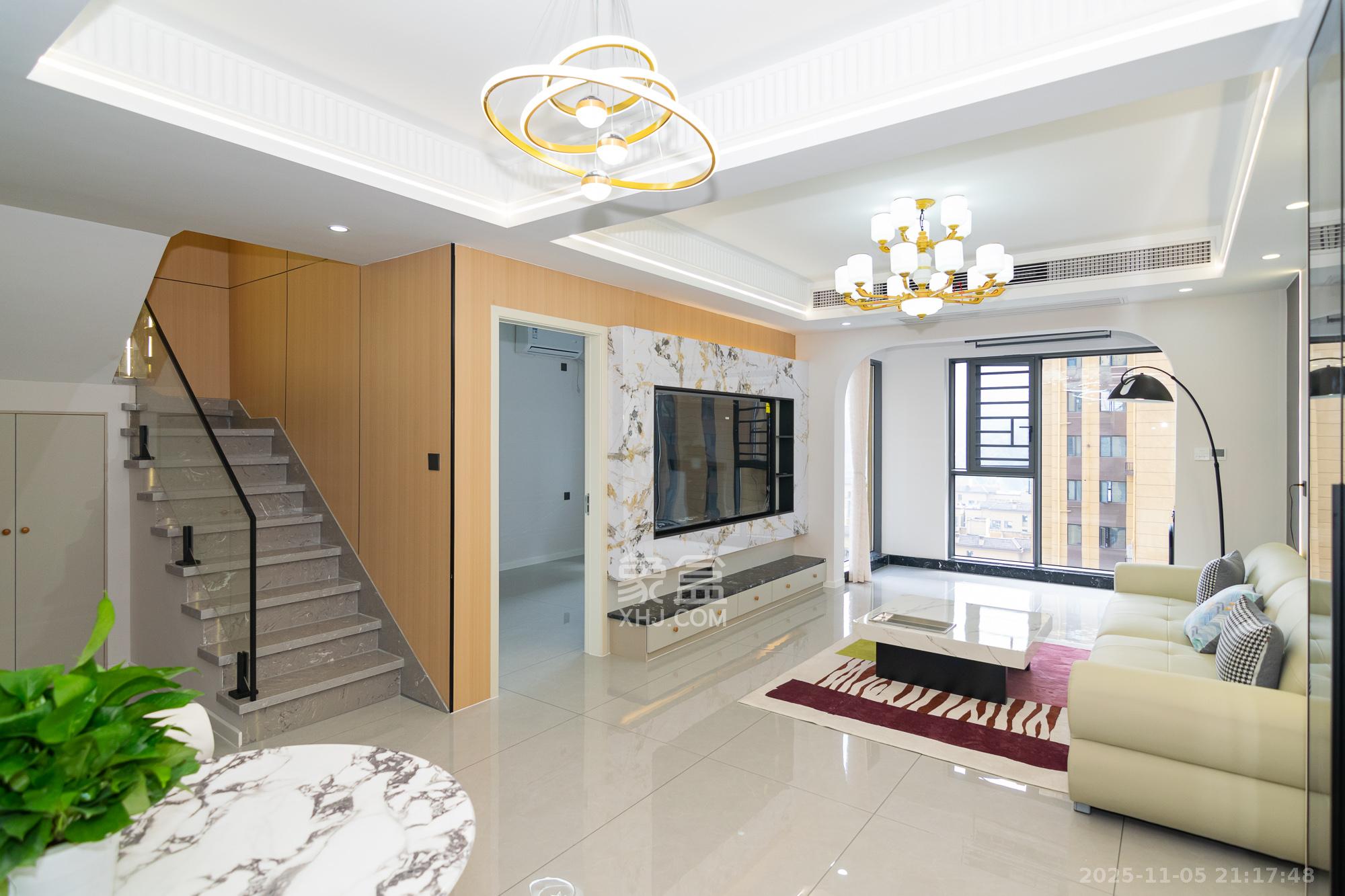 澳海谷山府  4室2厅2卫    99.8万