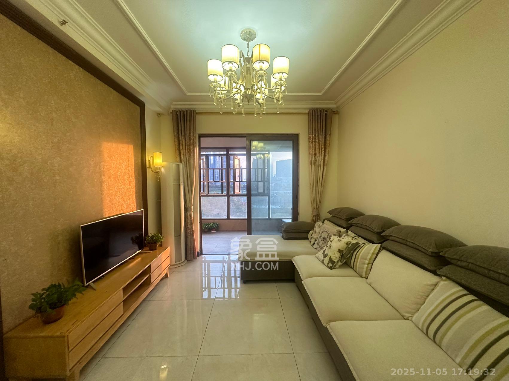 恒大御景半岛湘江苑（恒大御景半岛一期）  2室2厅1卫    2500.0元/月室内图