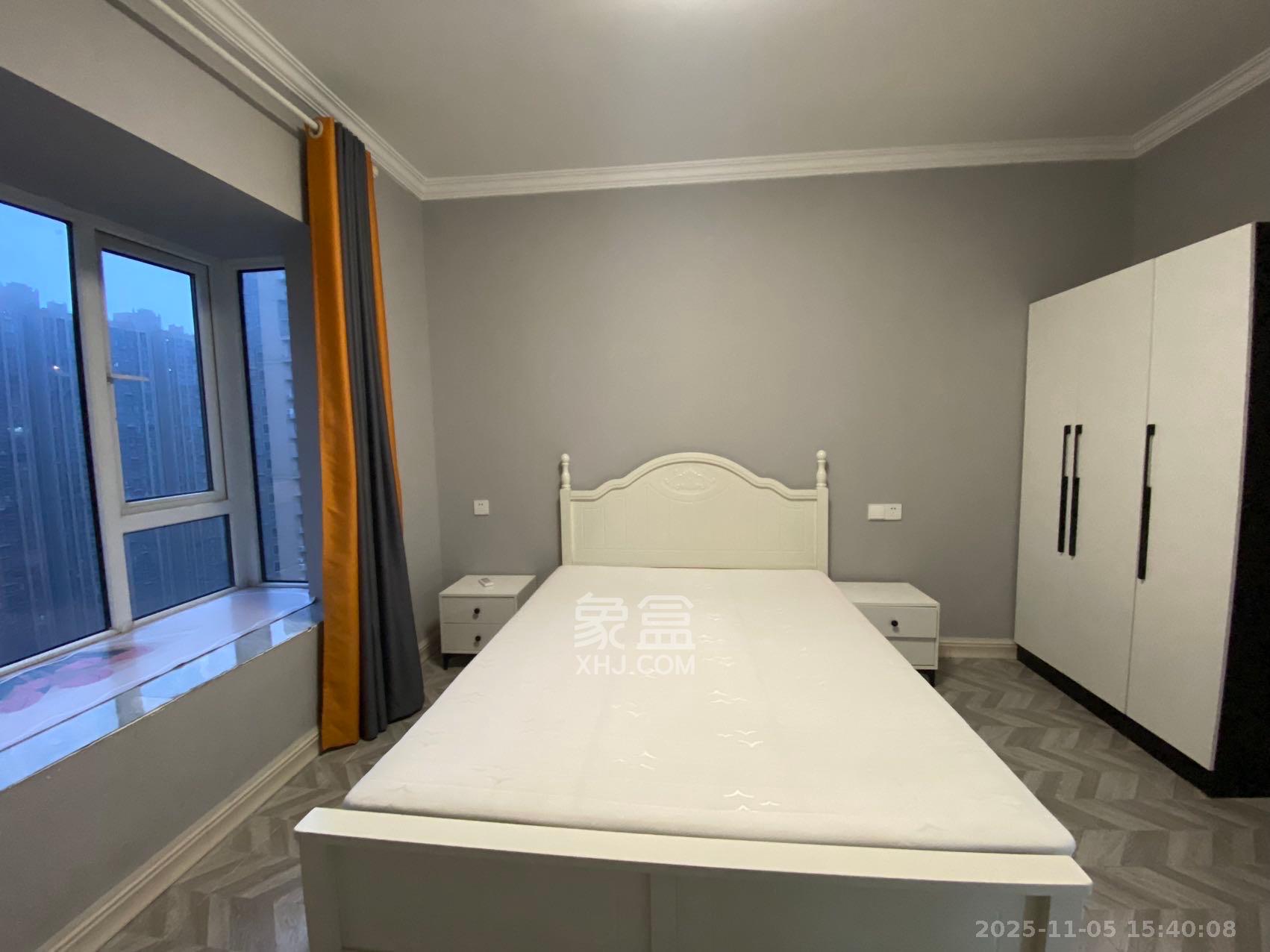 荣盛花语城  3室2厅1卫    2100.0元/月室内图