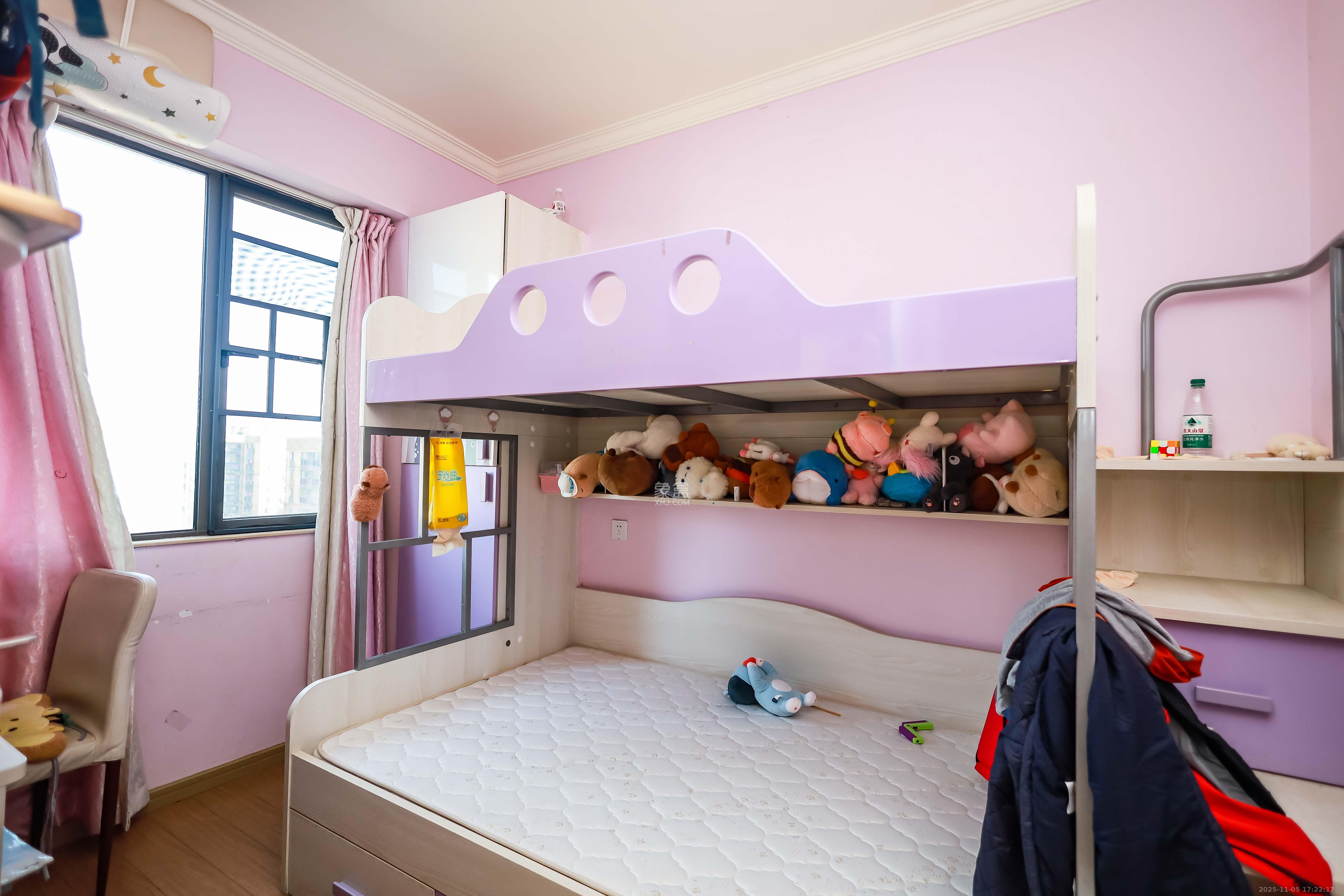 麓谷小镇  3室2厅1卫    52.0万卧室