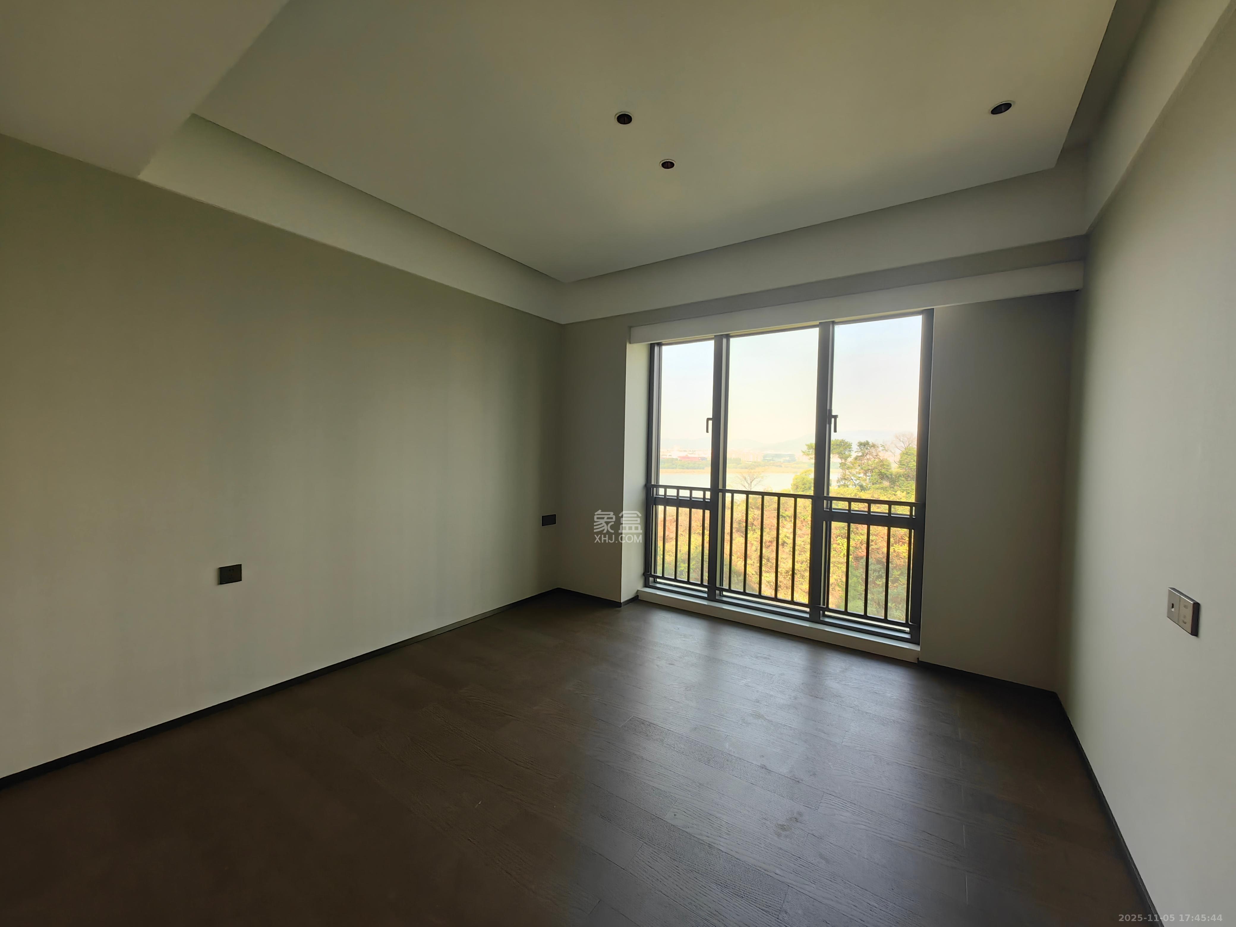 中海阅湘台 5室2厅3卫 16800.0元/月 中海阅湘台 5室2厅3卫 16800.0元/月室内图