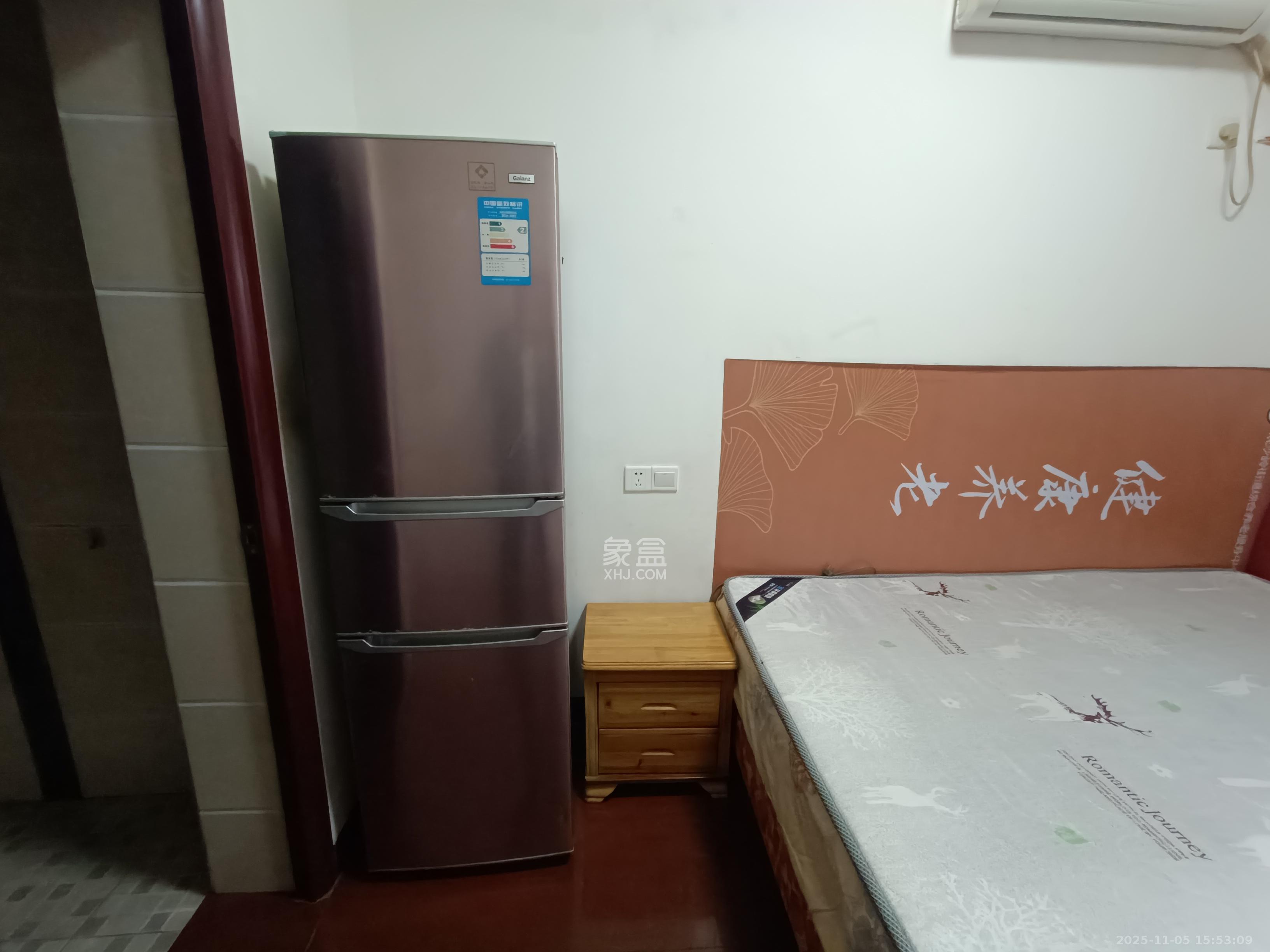 府后路安置小区（道坡小区）  1室1厅1卫    800.0元/月室内图