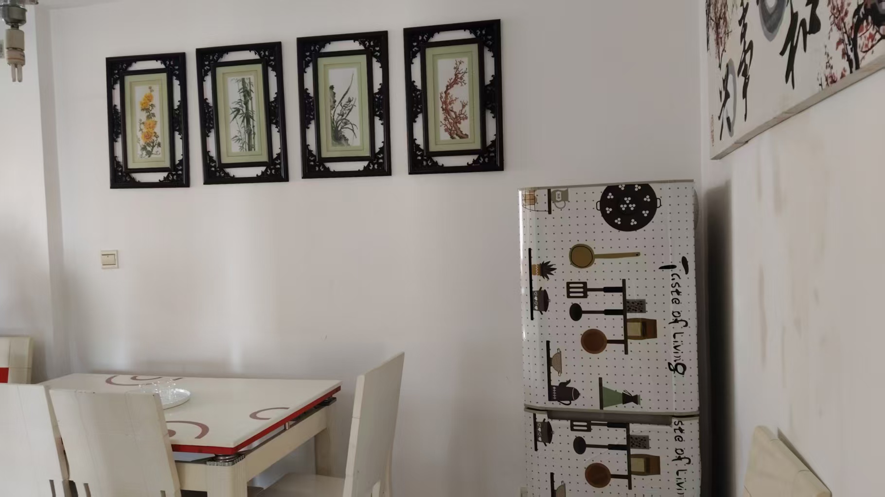 紫荆花苑 2室3厅1卫 1500.0元/月 紫荆花苑 2室3厅1卫 1500.0元/月室内图