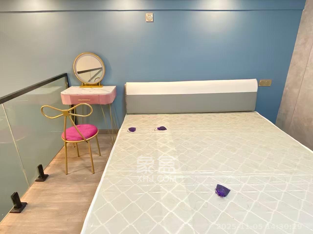 东盈商业广场（华泉城市广场）  1室1厅1卫    2200.0元/月室内图