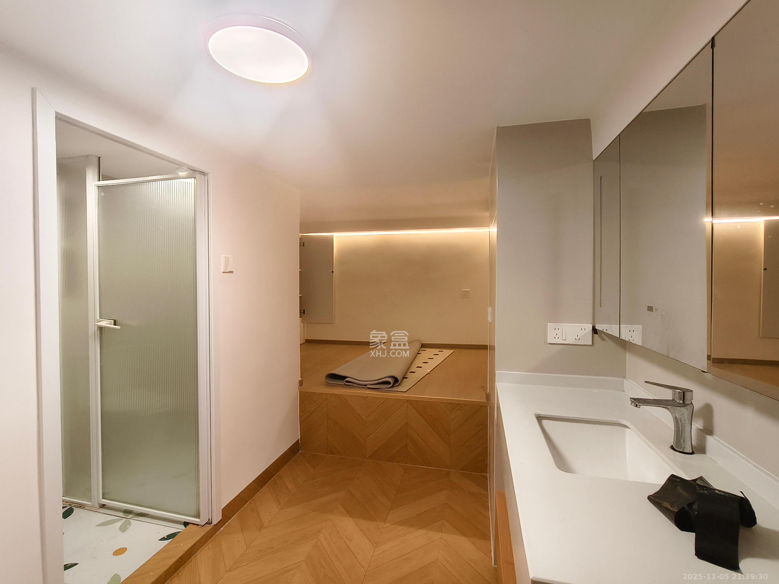 卓越中寰 2室1厅1卫 2800.0元/月 卓越中寰 2室1厅1卫 2800.0元/月室内图