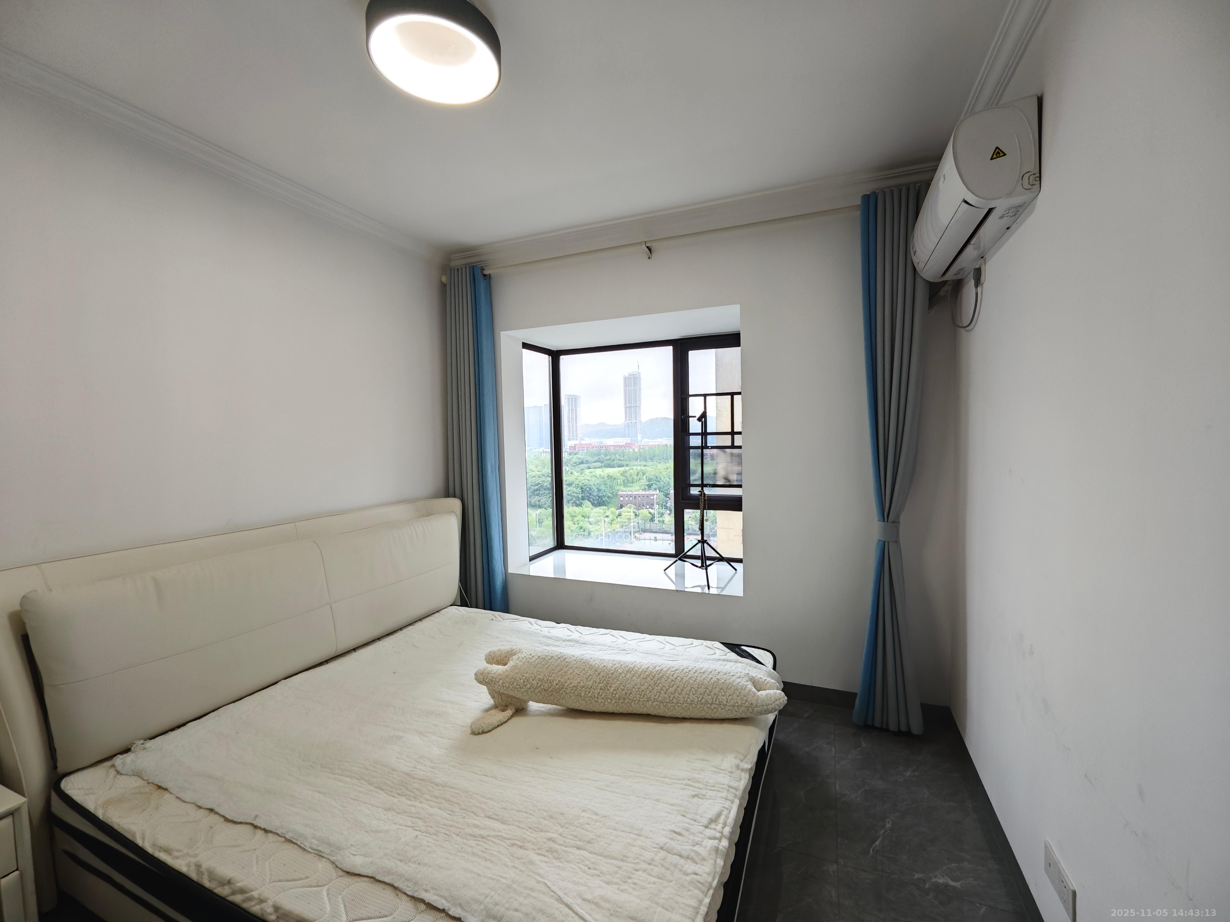 和润园三期 2室1厅1卫 2200.0元/月 和润园三期 2室1厅1卫 2200.0元/月室内图