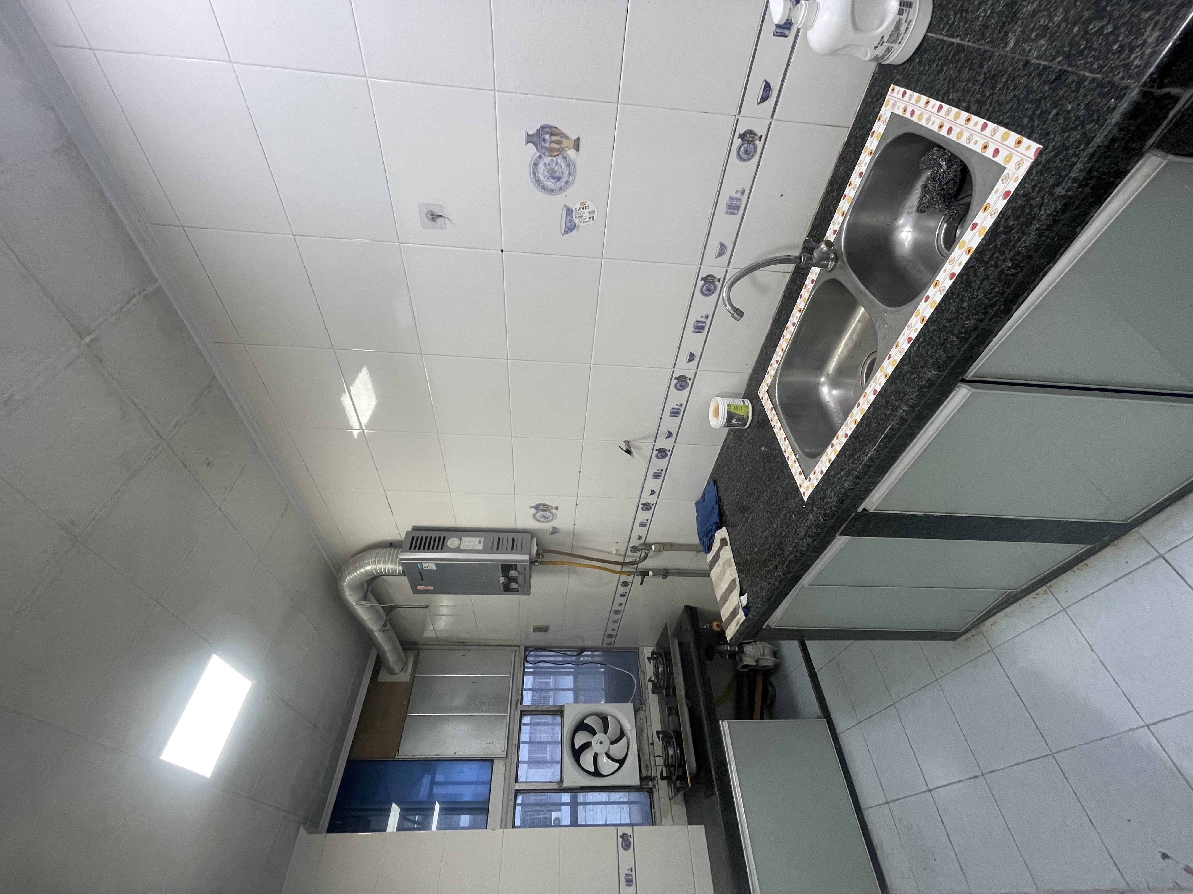 金桃苑  4室2厅1卫    2300.0元/月室内图