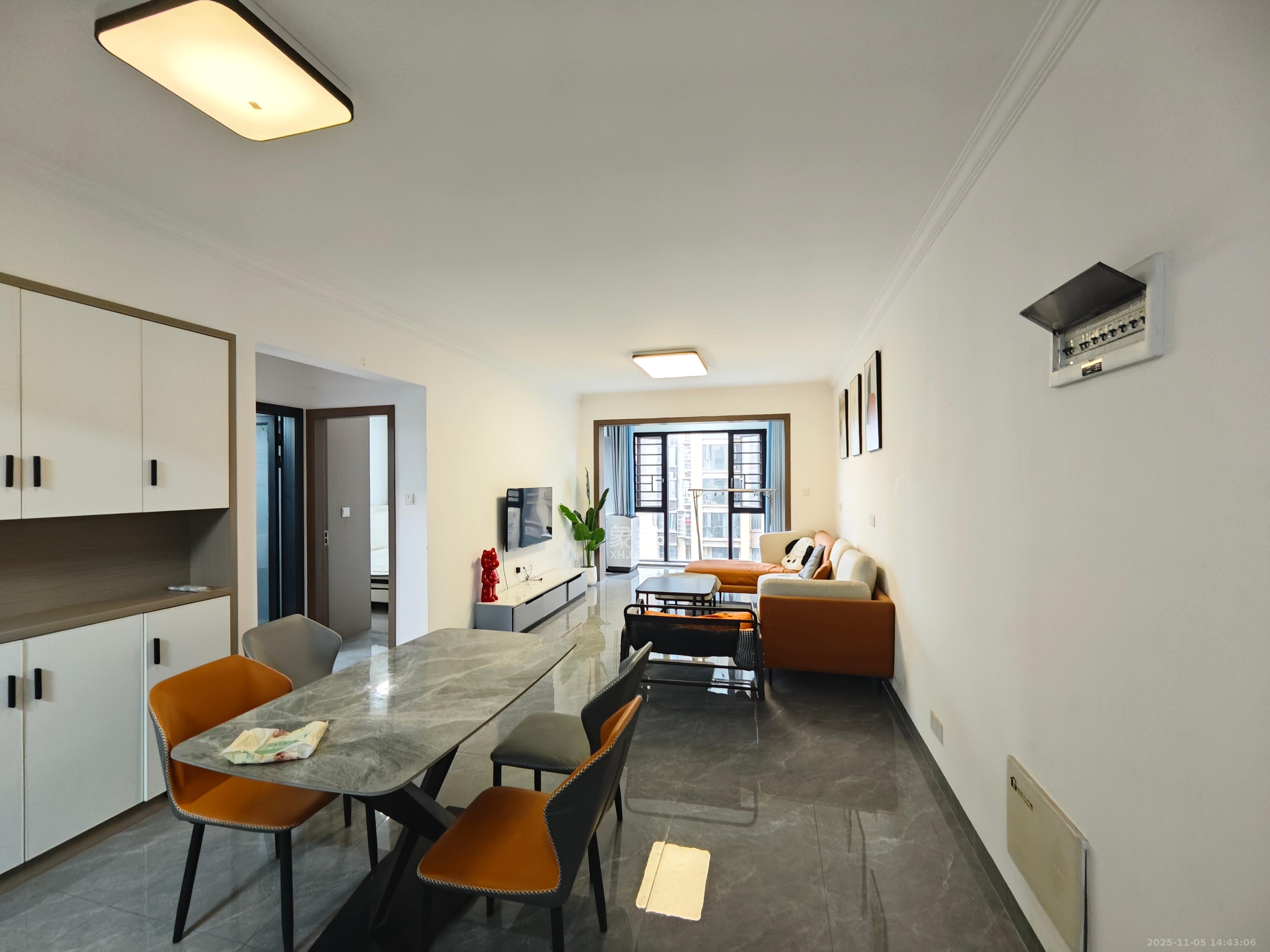 和润园三期  2室1厅1卫    2200.0元/月