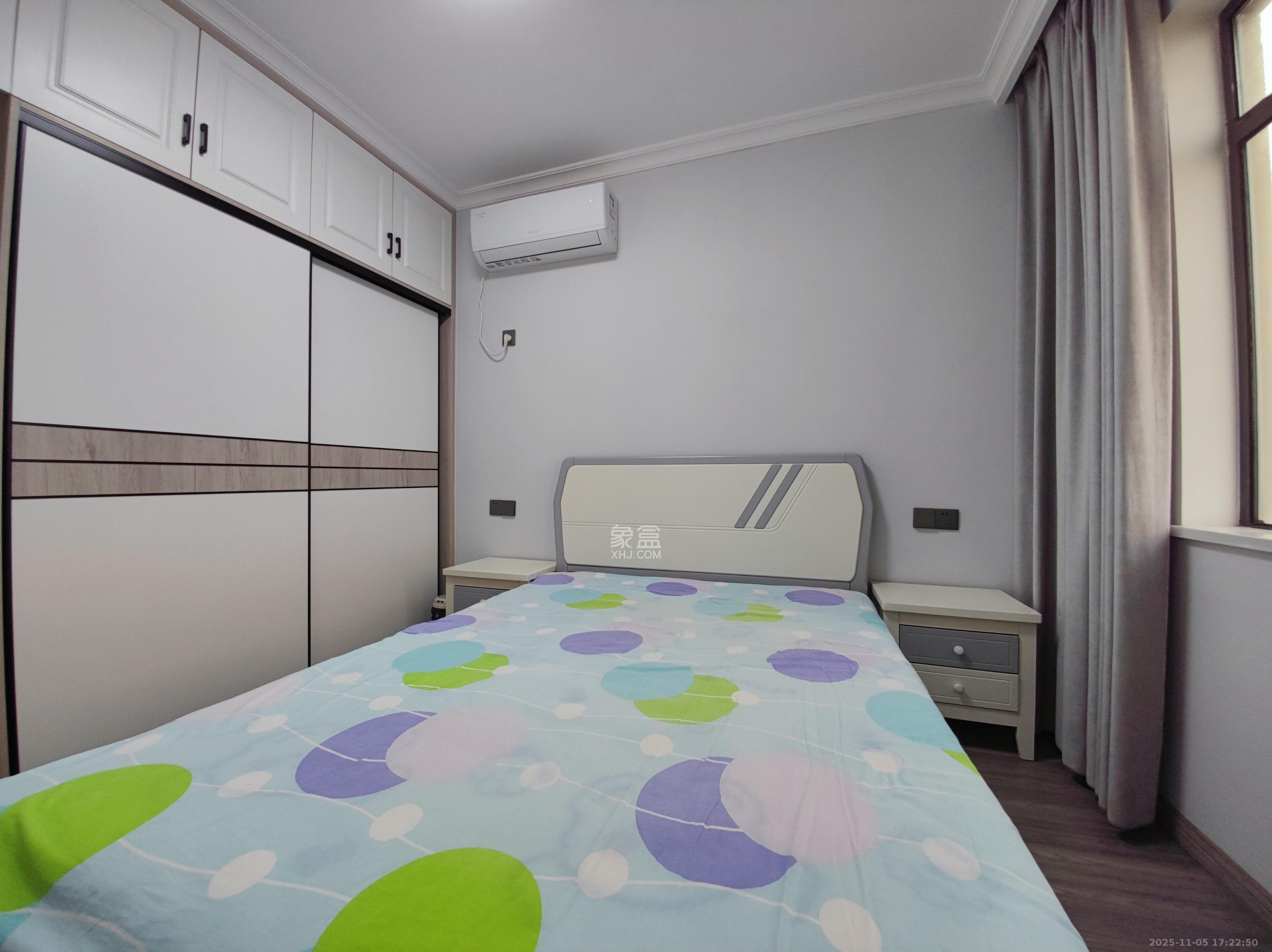 悦湖山  3室2厅2卫    3000.0元/月室内图