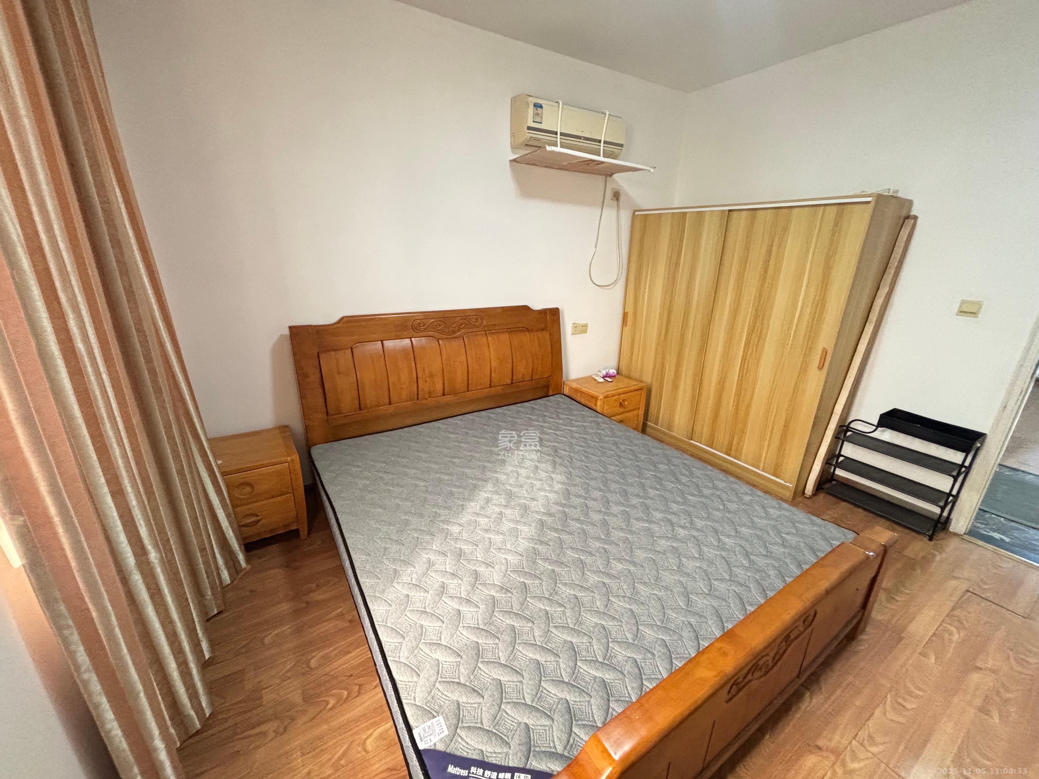 巧克力空间（建鸿达现代大厦）  2室2厅1卫    2000.0元/月室内图