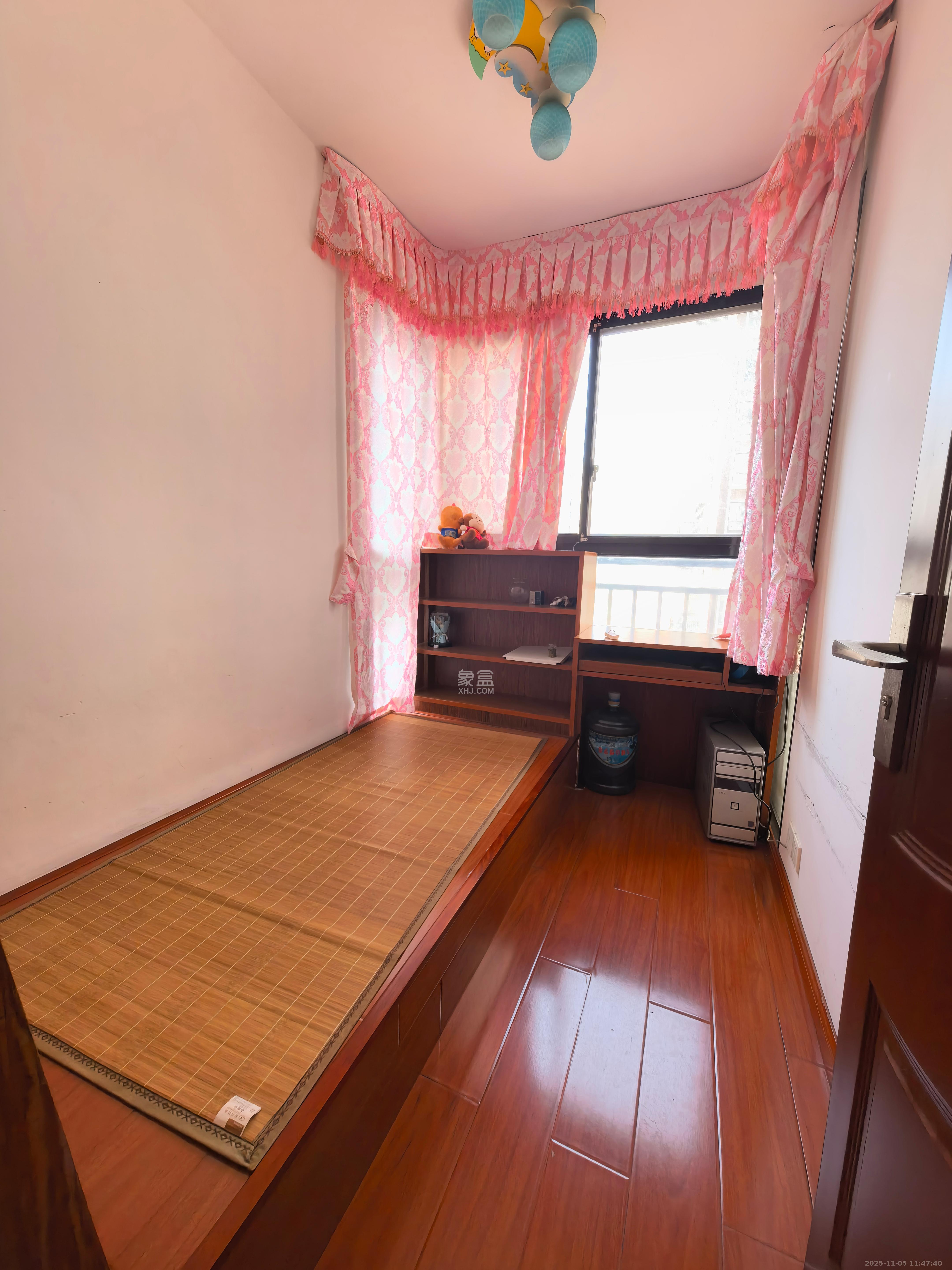 水岸世景 3室1厅1卫 1800.0元/月 水岸世景 3室1厅1卫 1800.0元/月室内图