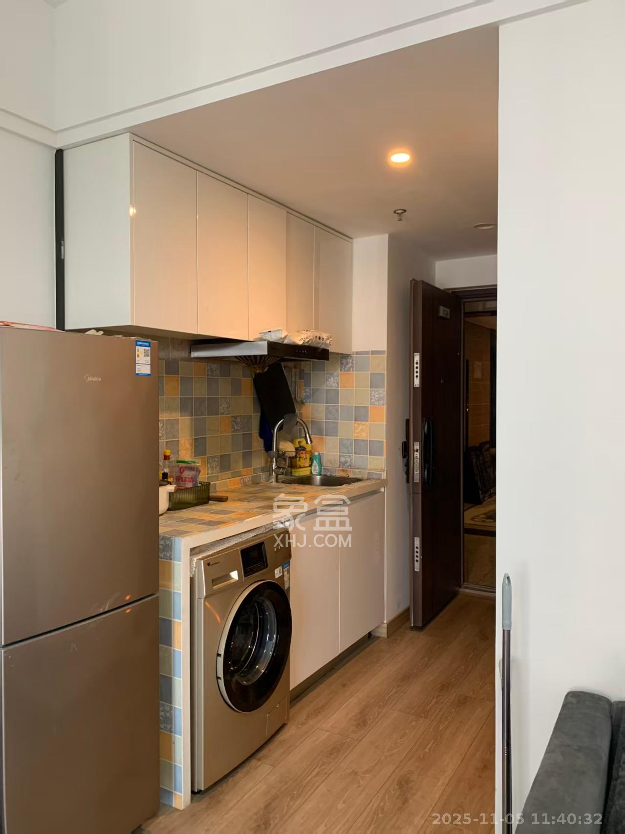 新城和樾(新城和樾公馆) 1室1厅1卫 1200.0元/月 新城和樾(新城和樾公馆) 1室1厅1卫 1200.0元/月室内图