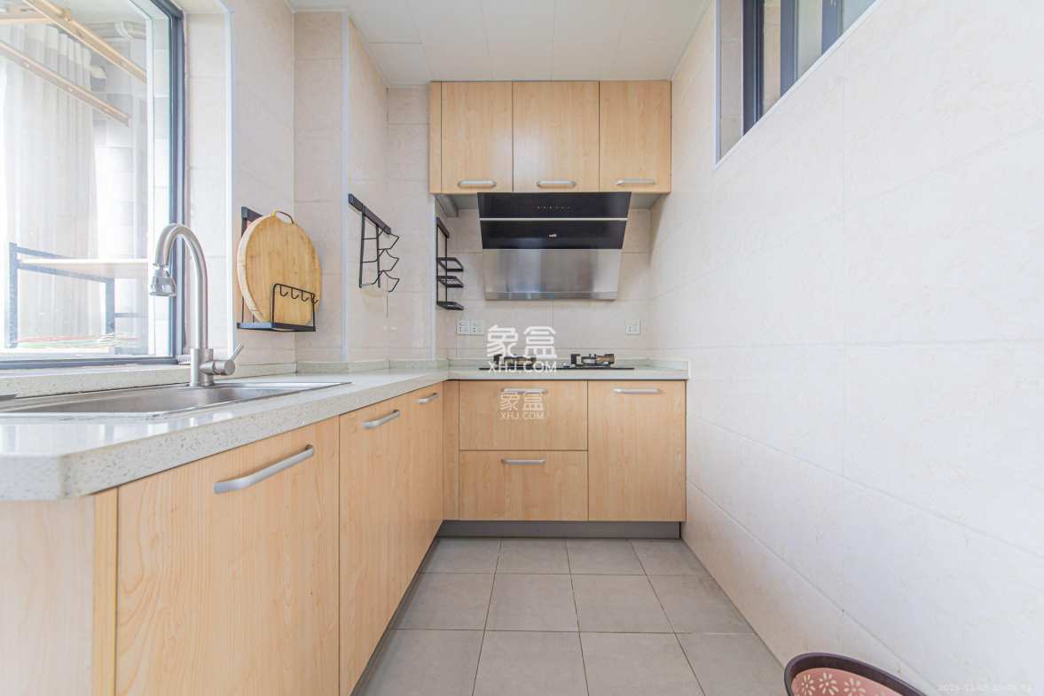 中信城市广场(中信新城一期) 2室1厅1卫 1900.0元/月 中信城市广场(中信新城一期) 2室1厅1卫 1900.0元/月室内图