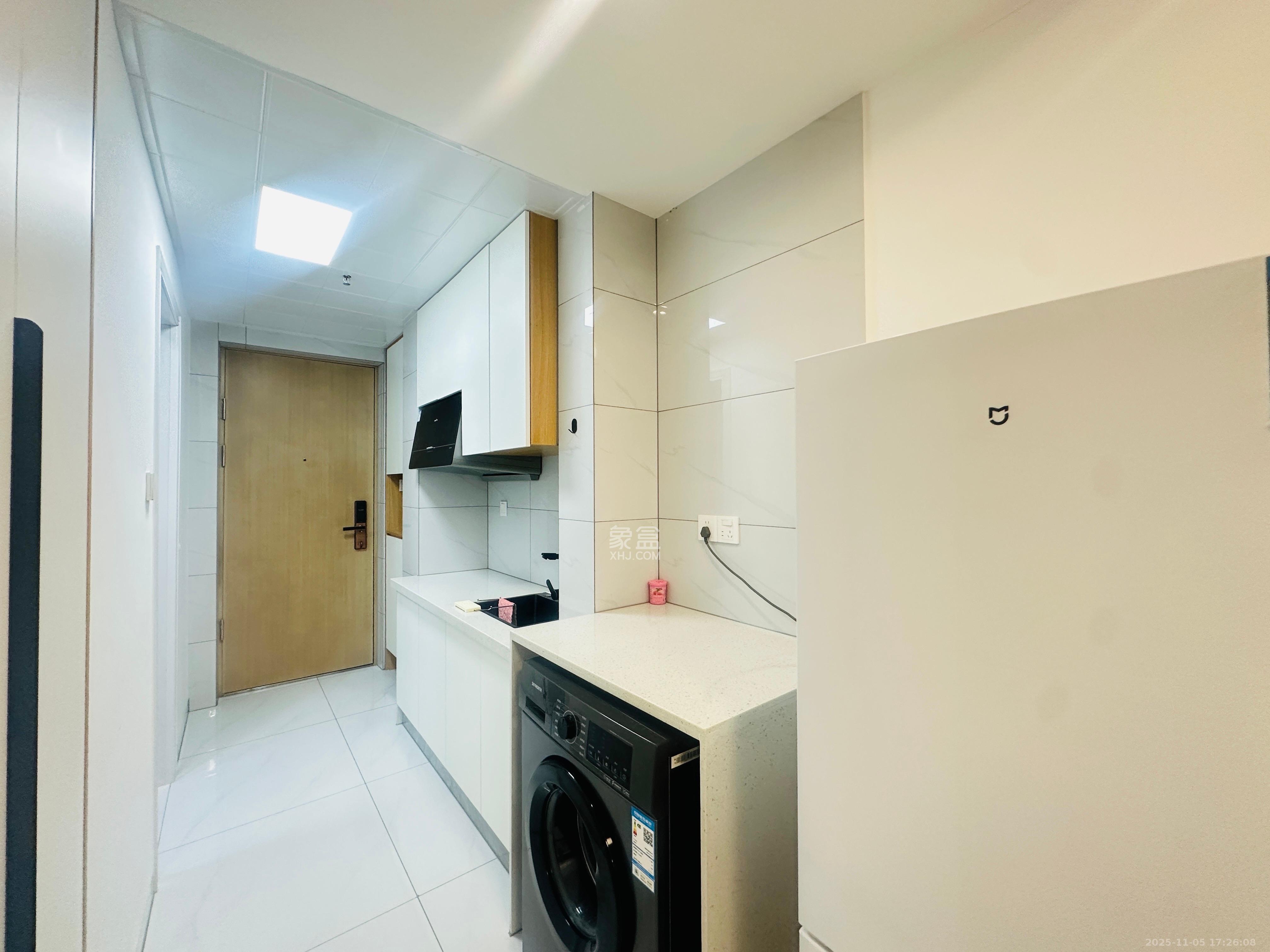 新力铂园（江山云著）  1室1厅1卫    1800.0元/月室内图