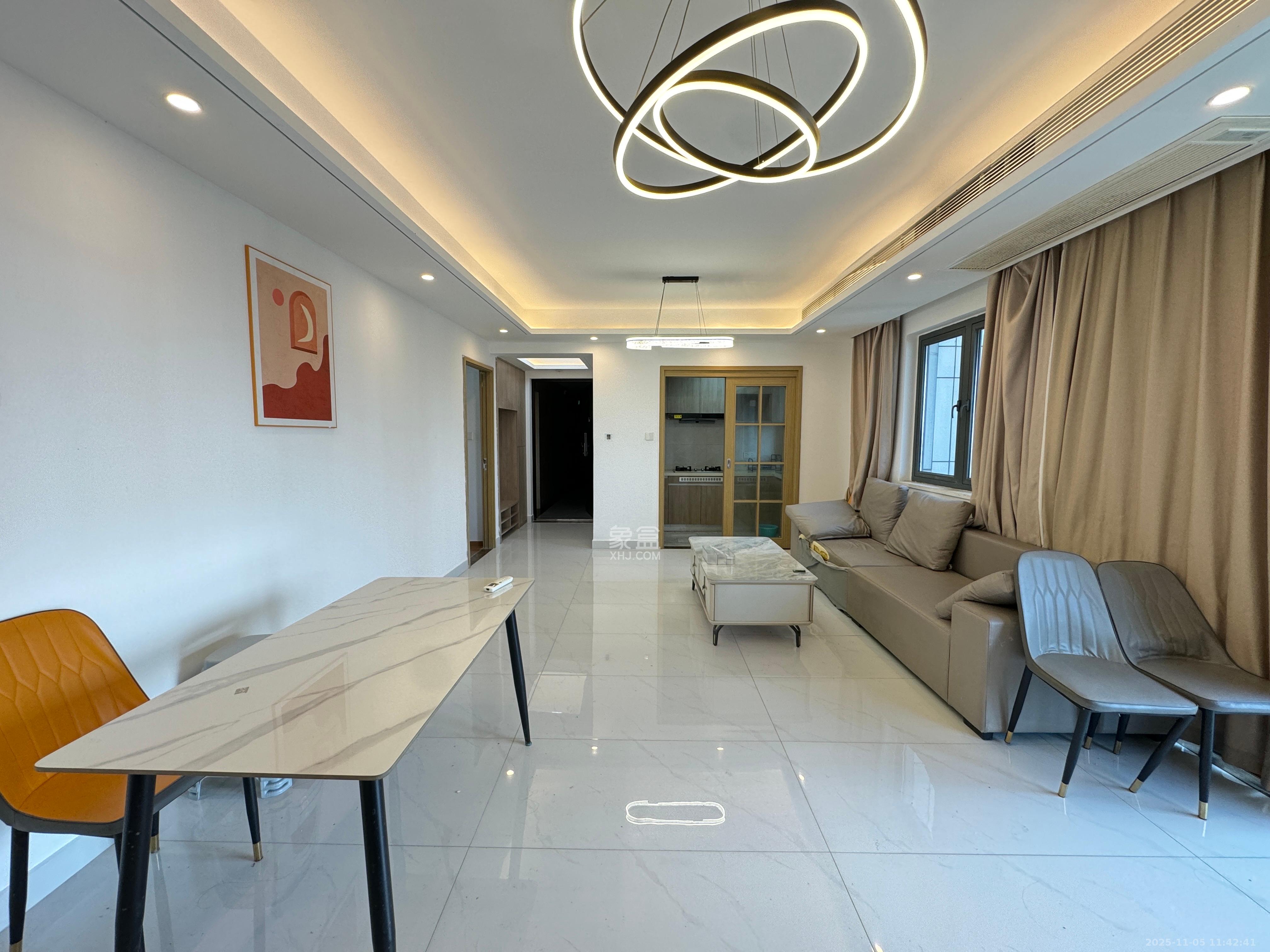 清控湖山雅居北区 4室2厅2卫 2500.0元/月 清控湖山雅居北区 4室2厅2卫 2500.0元/月室内图