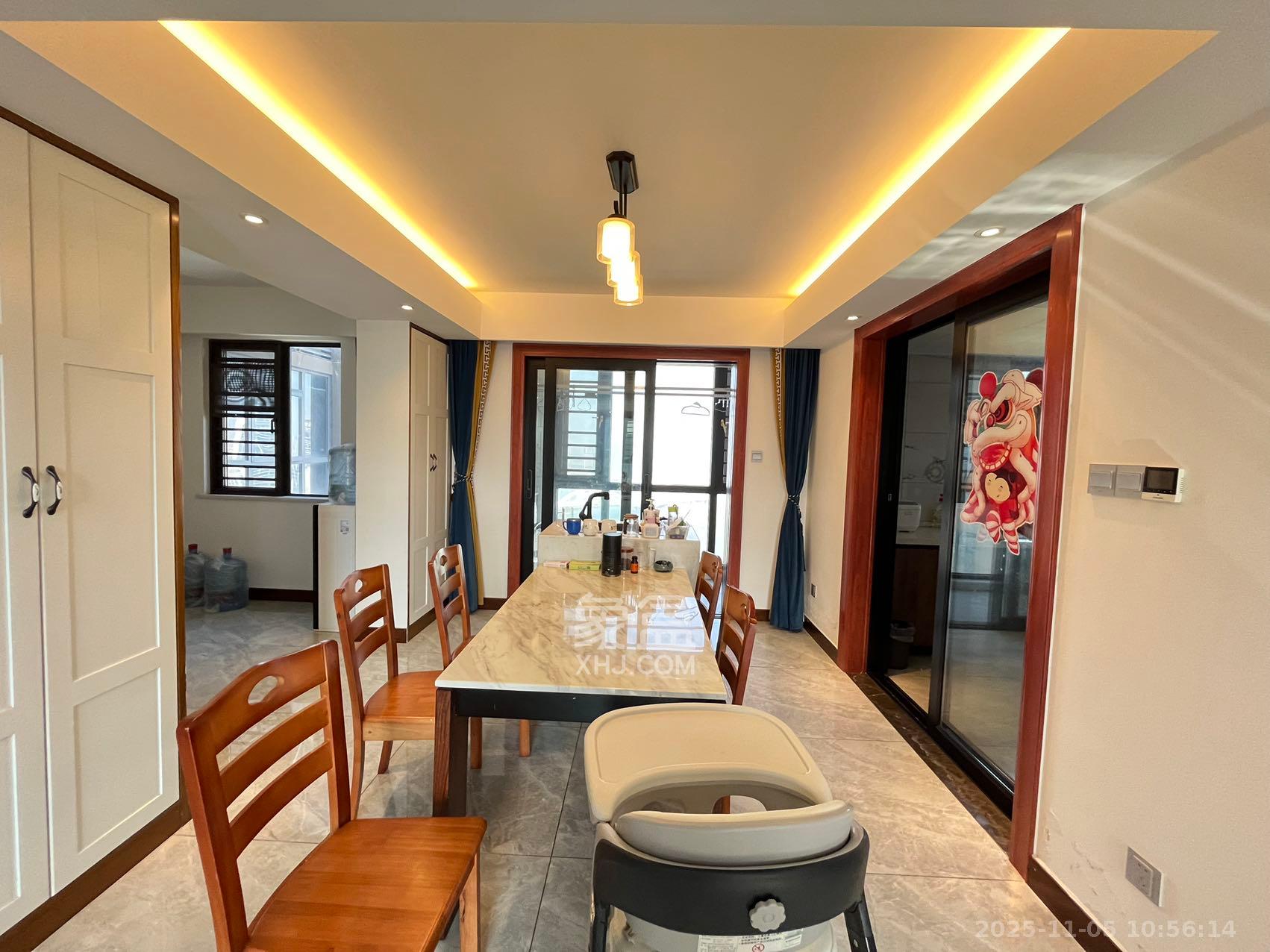 万科金域蓝湾  5室2厅3卫    8800.0元/月室内图