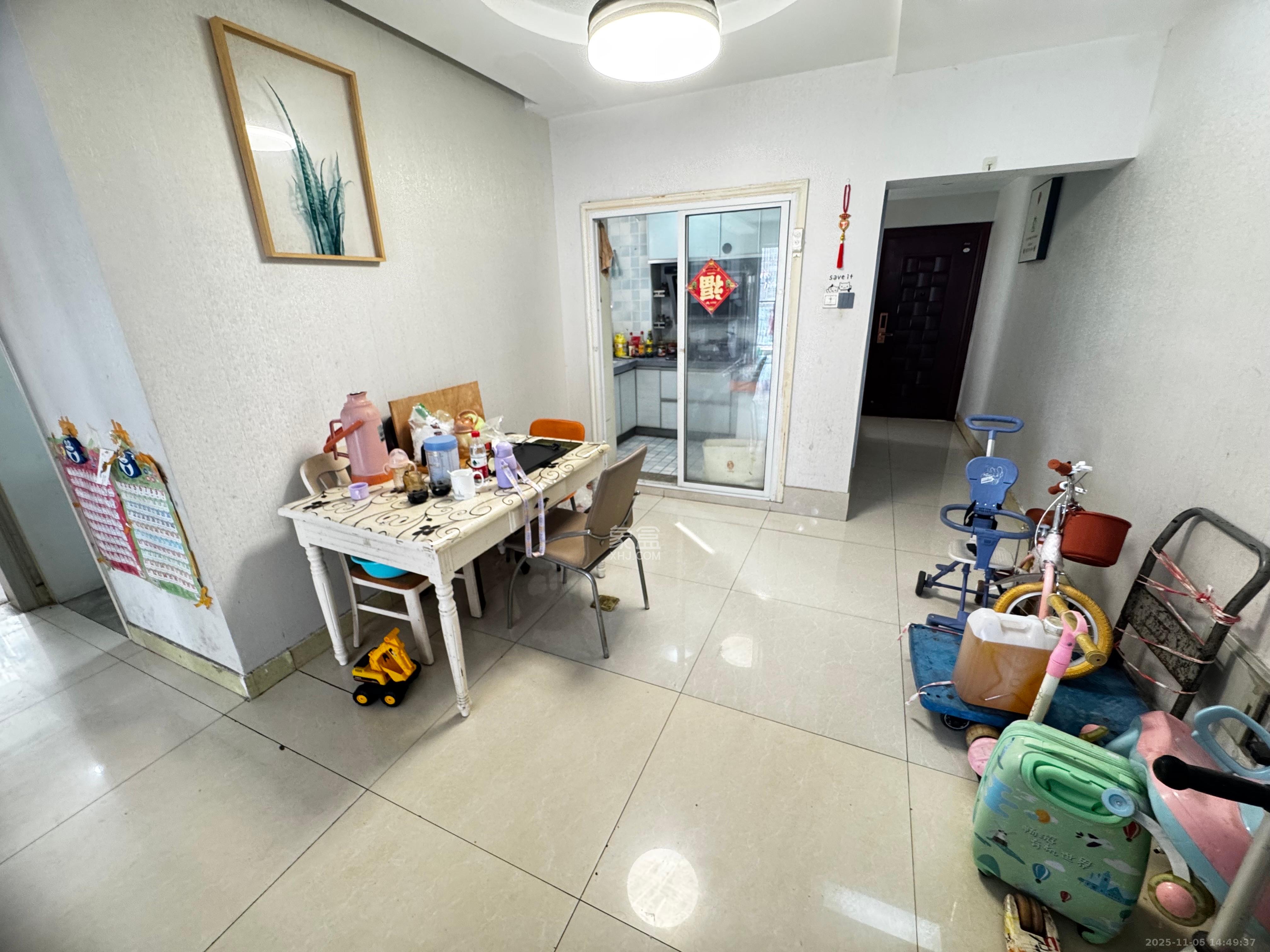 高鑫麓城 2室2厅1卫 2500.0元/月 高鑫麓城 2室2厅1卫 2500.0元/月室内图