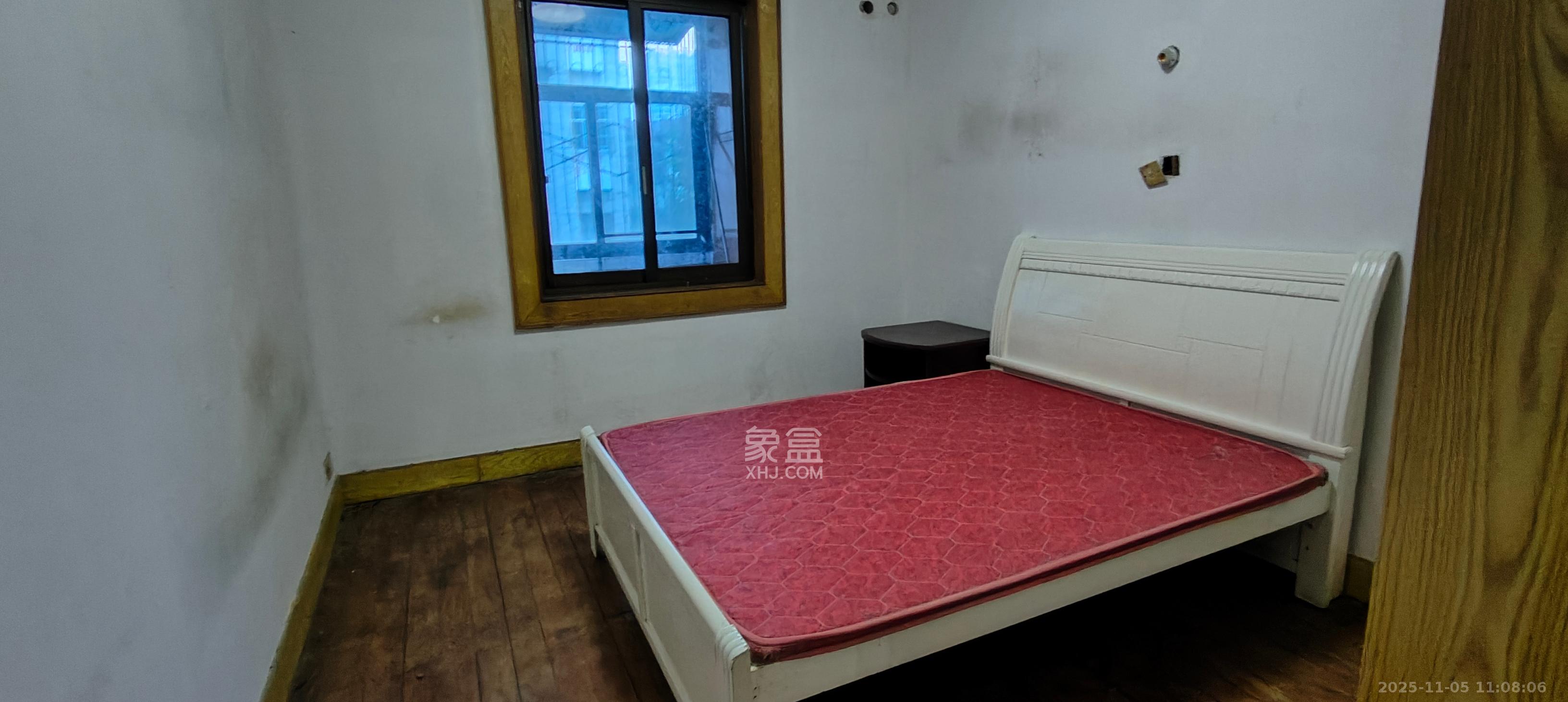 乔庄社区 3室2厅1卫 1300.0元/月 乔庄社区 3室2厅1卫 1300.0元/月室内图