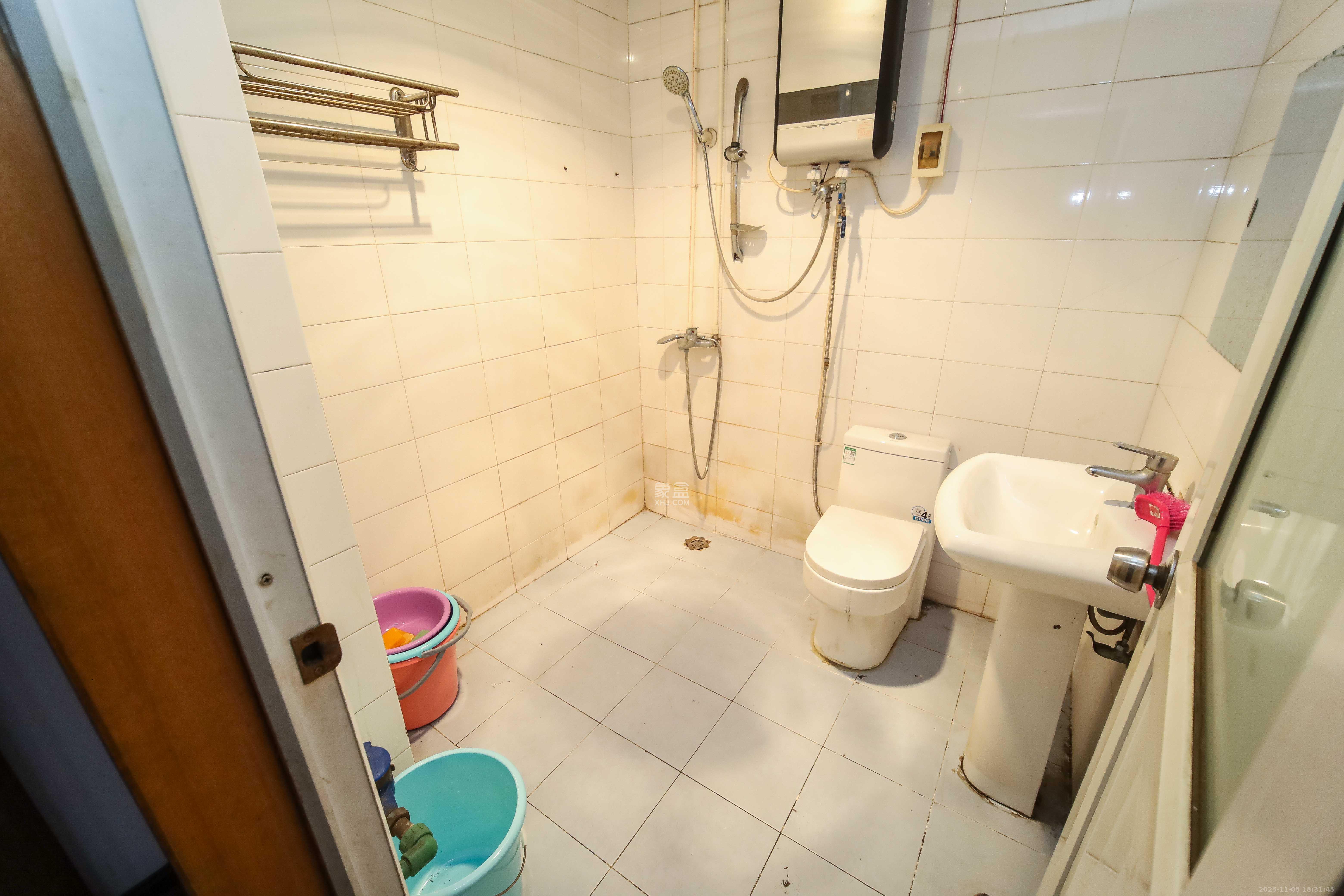 星城名典 3室2厅2卫 1900.0元/月 星城名典 3室2厅2卫 1900.0元/月室内图