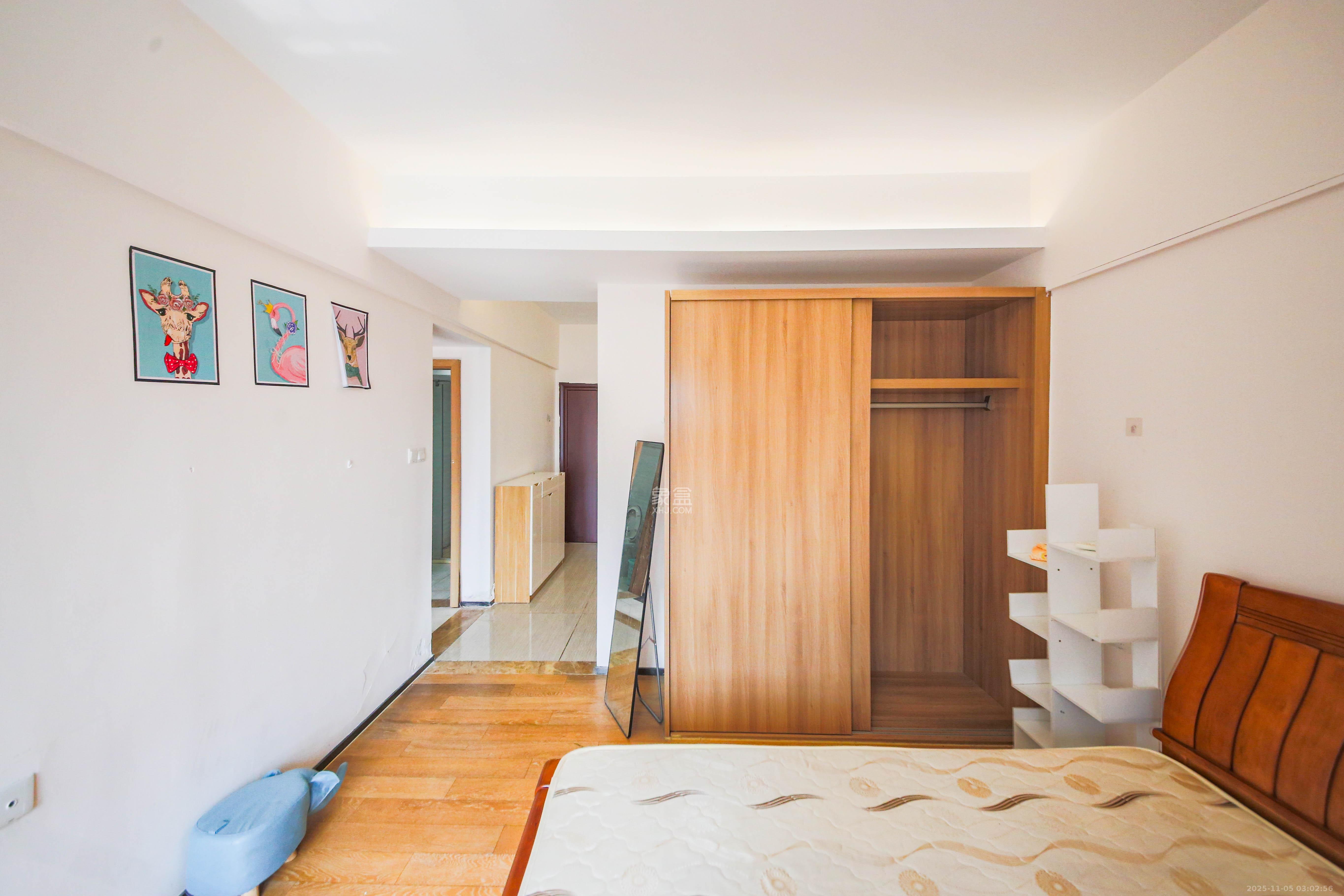 奥林匹克花园贡院二期  1室1厅1卫    40.0万卧室