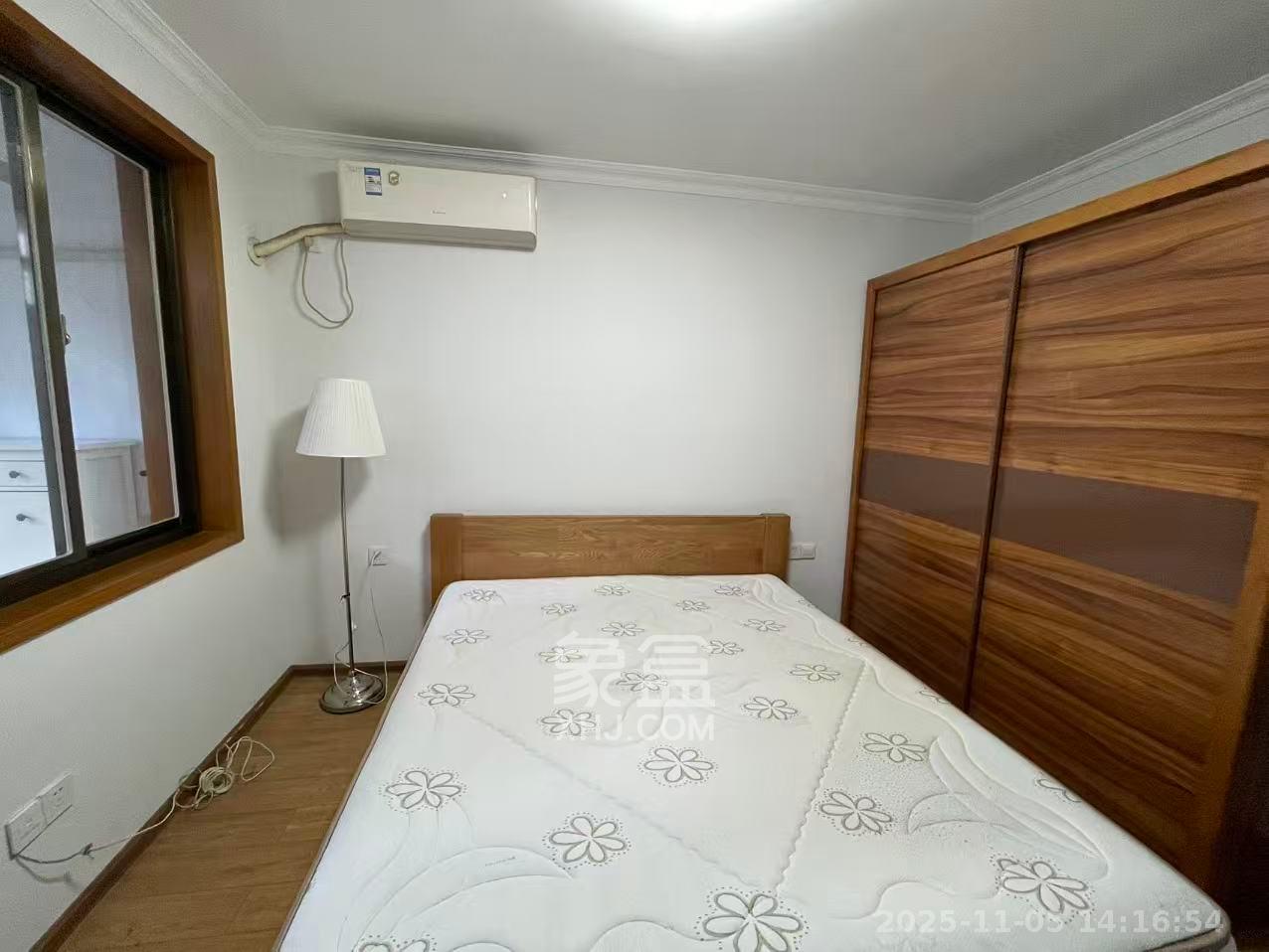 红旗区五片 2室1厅1卫 2200.0元/月 红旗区五片 2室1厅1卫 2200.0元/月室内图