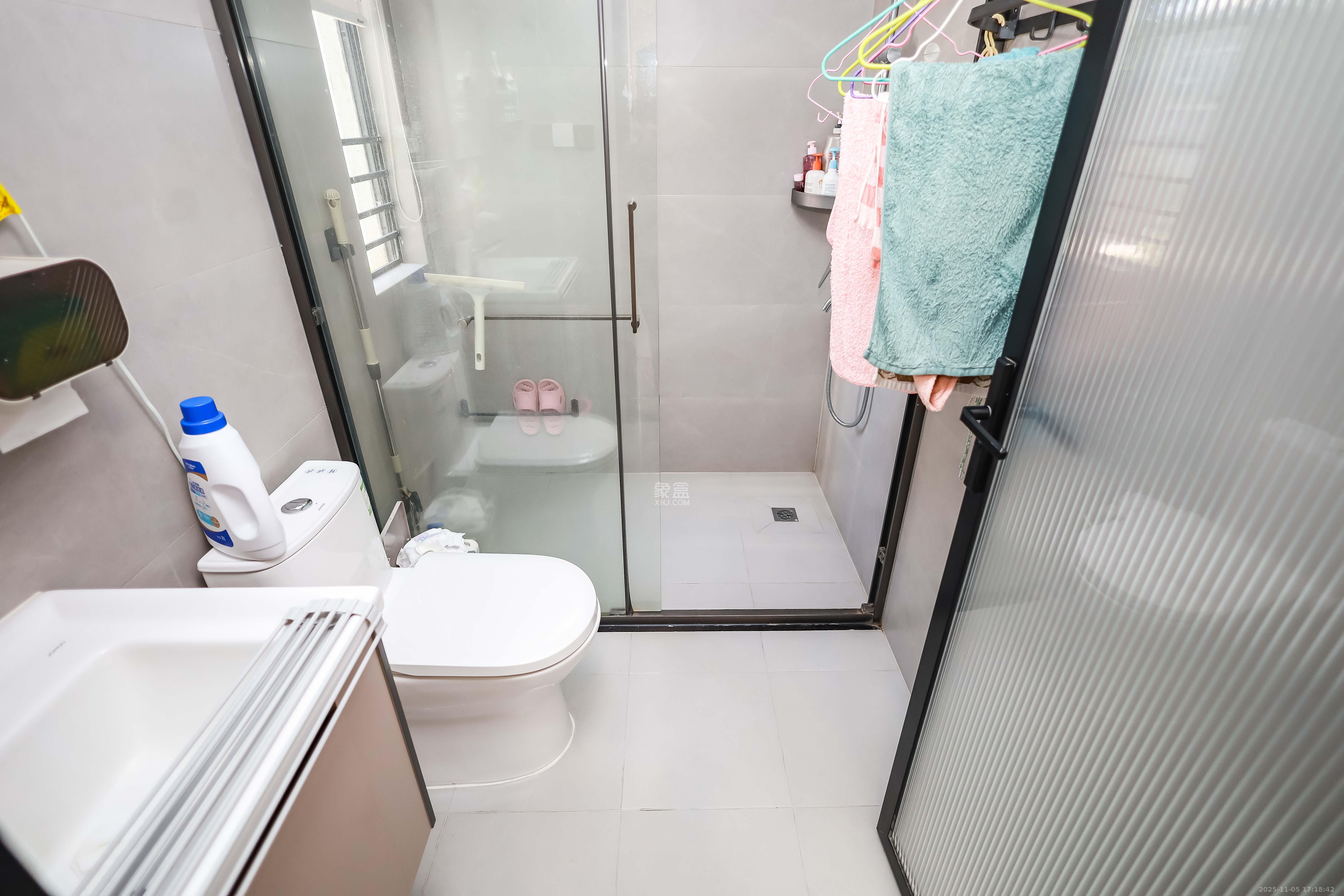 保利恒伟时光印象 4室2厅2卫 135.0万 保利恒伟时光印象 4室2厅2卫 135.0万卫生间