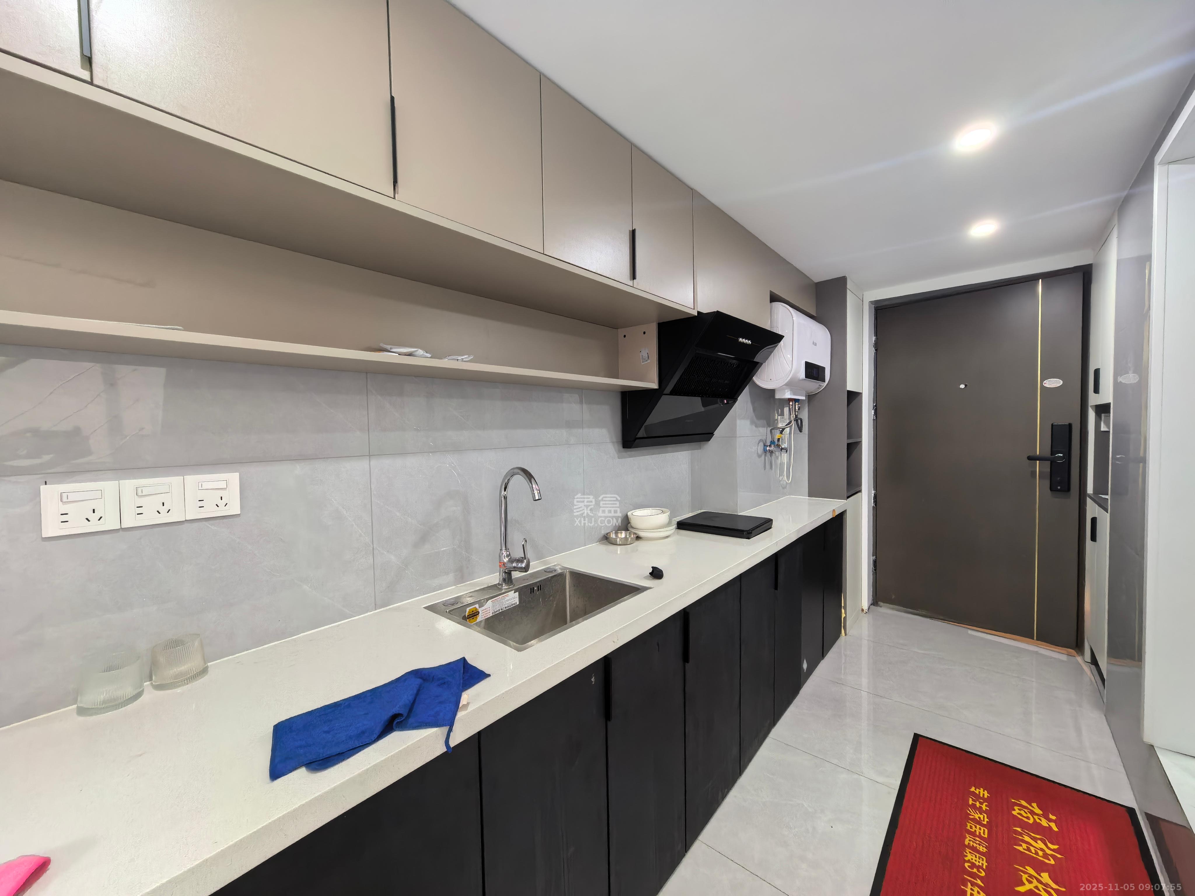 中交广场公寓  1室1厅1卫    2200.0元/月室内图