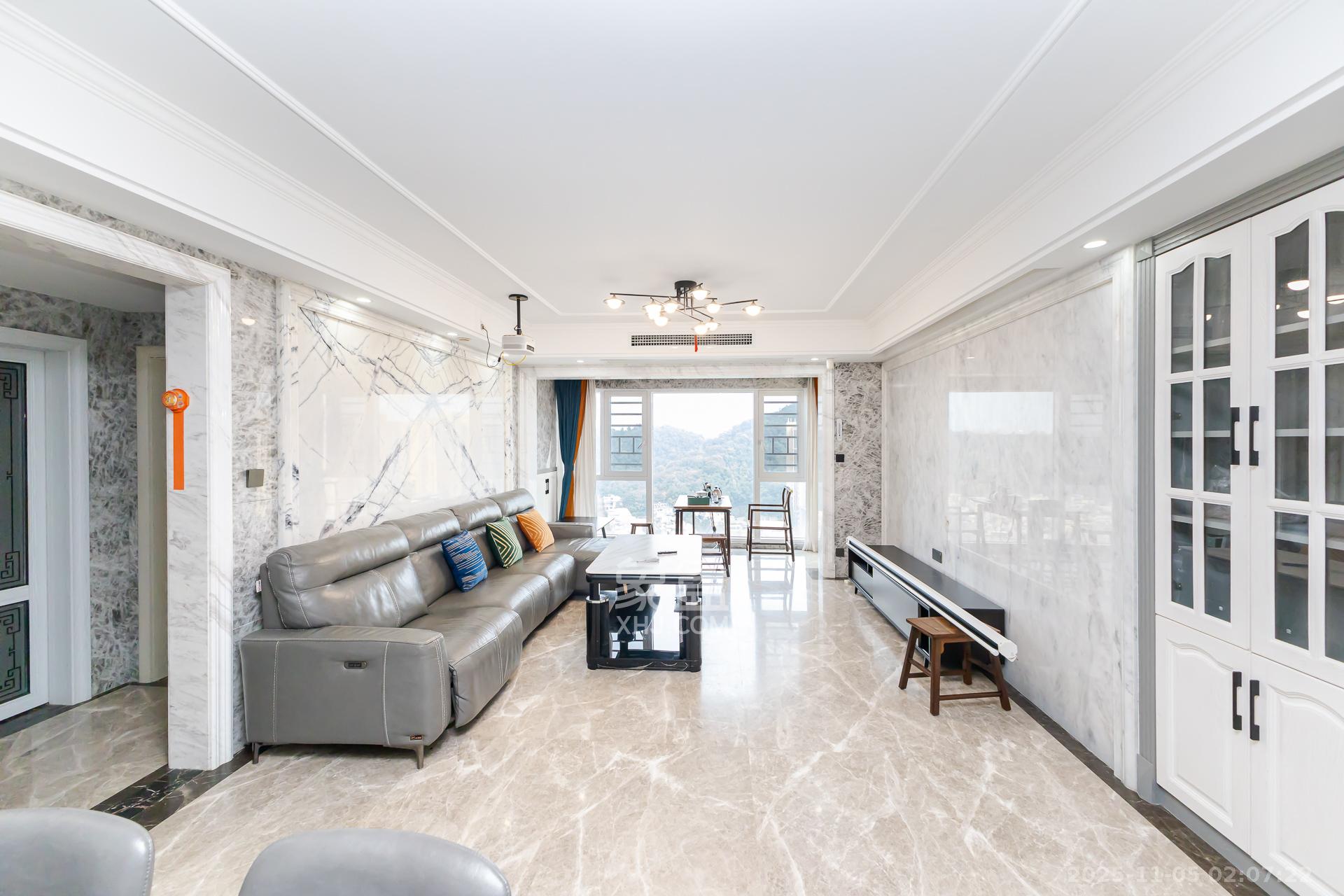 龙湖璟宸原著（龙湖紫宸）  4室2厅2卫    145.0万