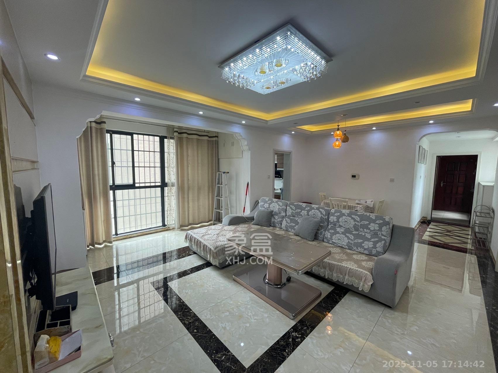 印山蓝色海岸  2室1厅1卫    2000.0元/月室内图