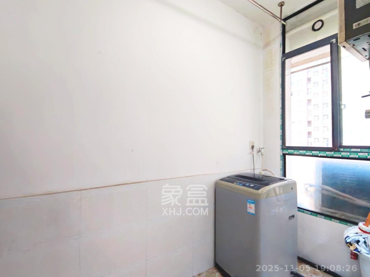 香樟兰亭(朗峰苑) 2室2厅1卫 1800.0元/月 香樟兰亭(朗峰苑) 2室2厅1卫 1800.0元/月室内图