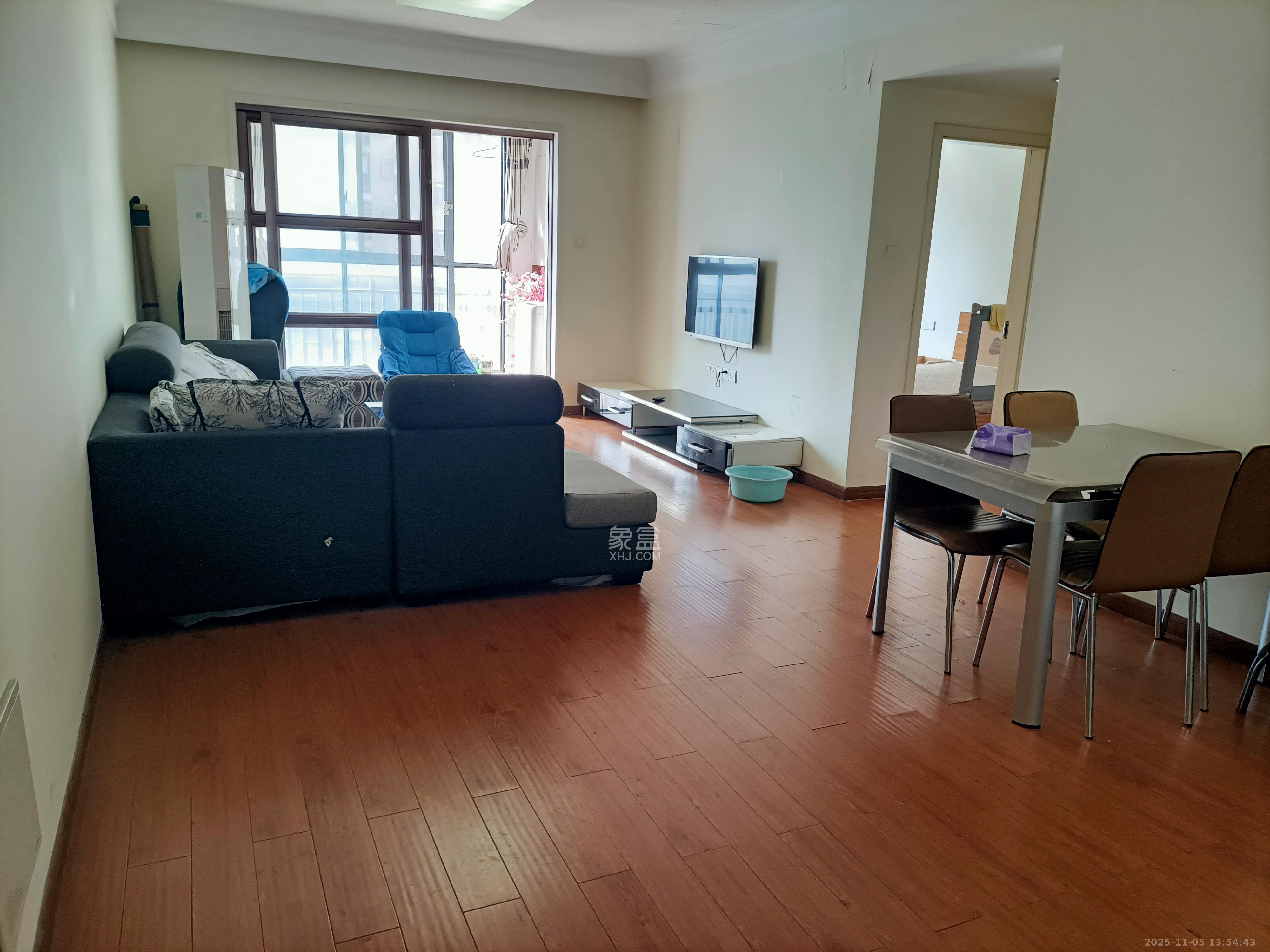 天骄福邸 2室1厅1卫 2600.0元/月 天骄福邸 2室1厅1卫 2600.0元/月室内图