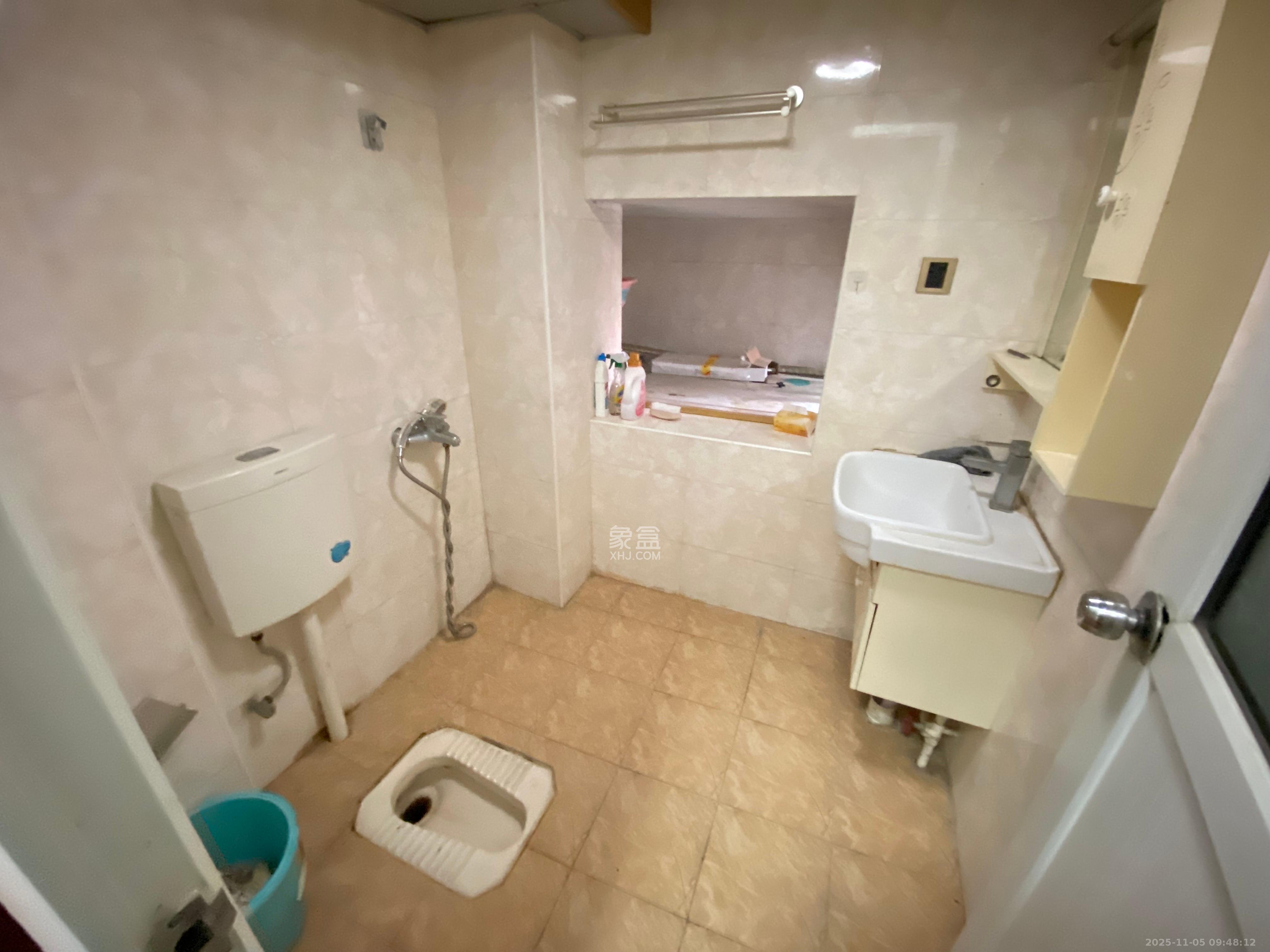 广济苑公寓  3室2厅2卫    3000.0元/月室内图