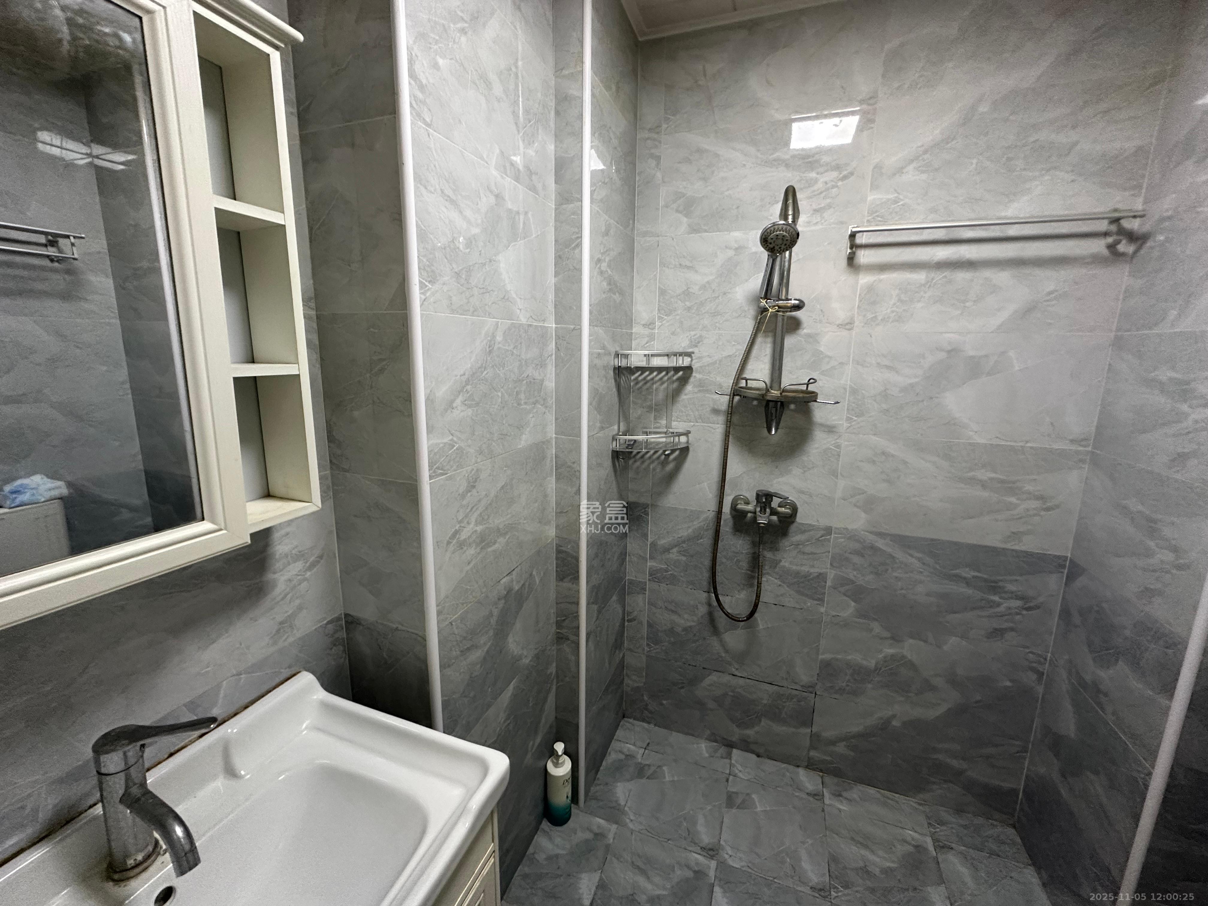 明发国际城 1室0厅0卫 1100.0元/月 明发国际城 1室0厅0卫 1100.0元/月室内图