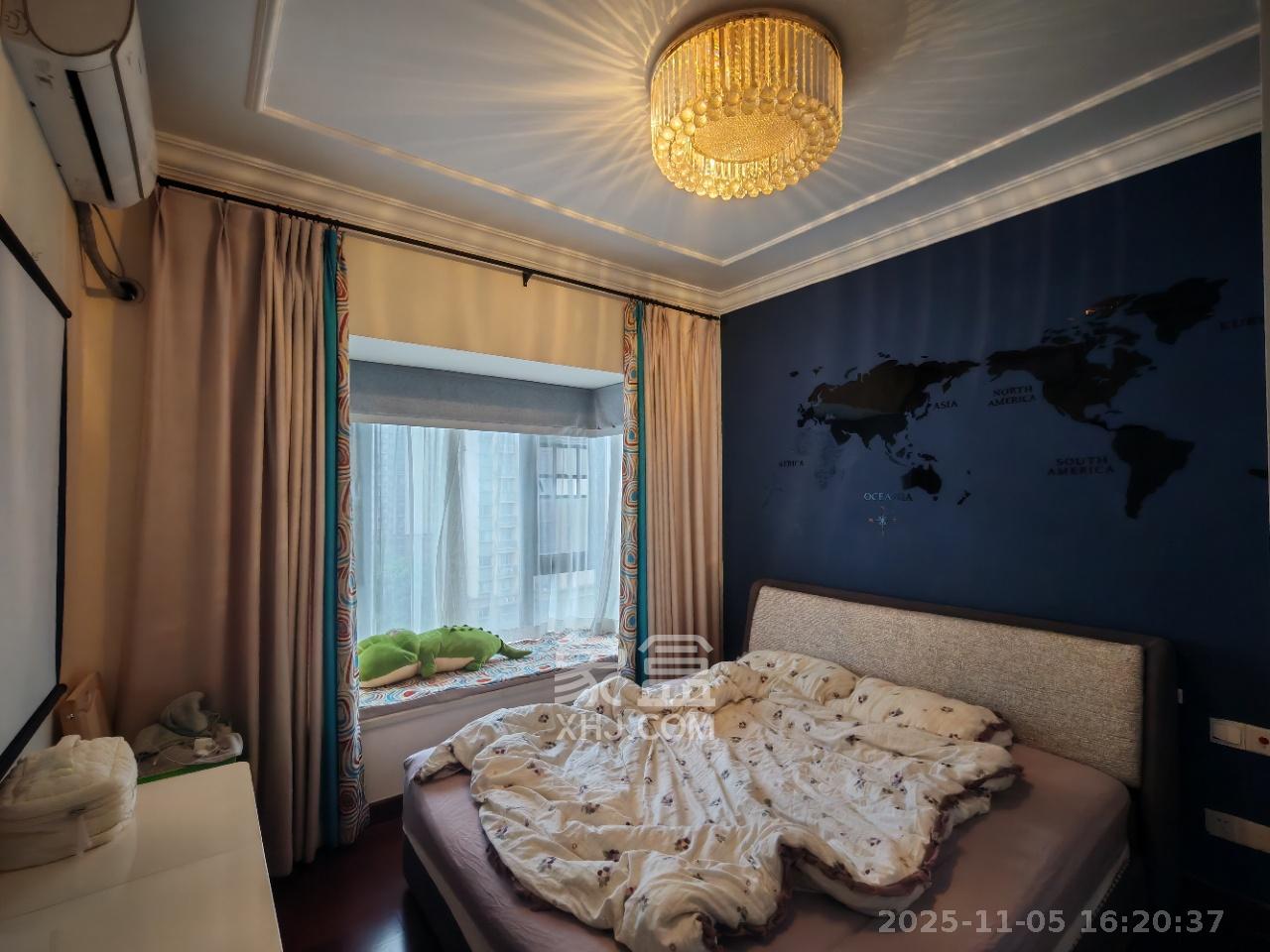 恒大江湾  3室1厅2卫    2500.0元/月室内图