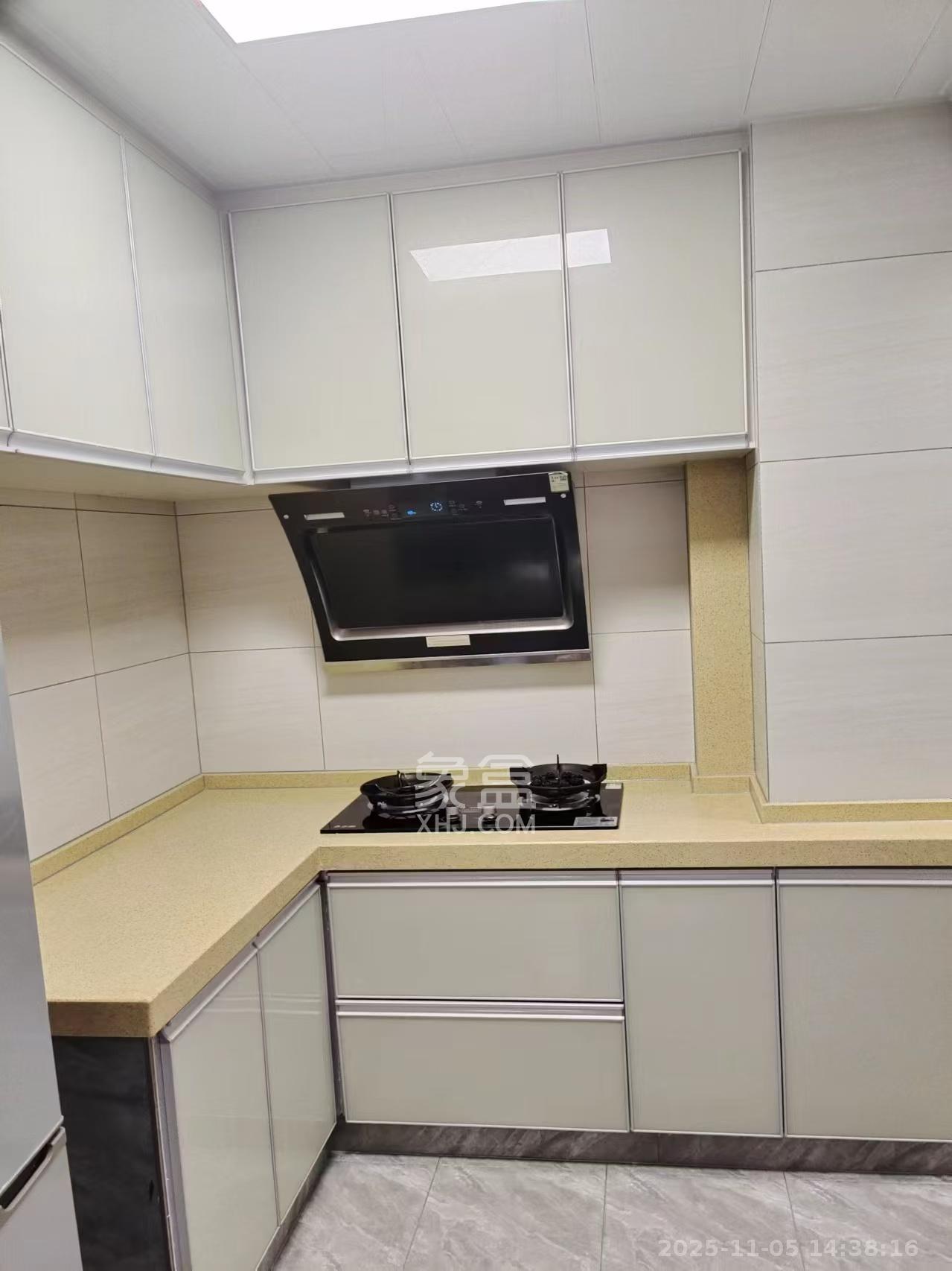 和润园三期 2室1厅1卫 2300.0元/月 和润园三期 2室1厅1卫 2300.0元/月室内图