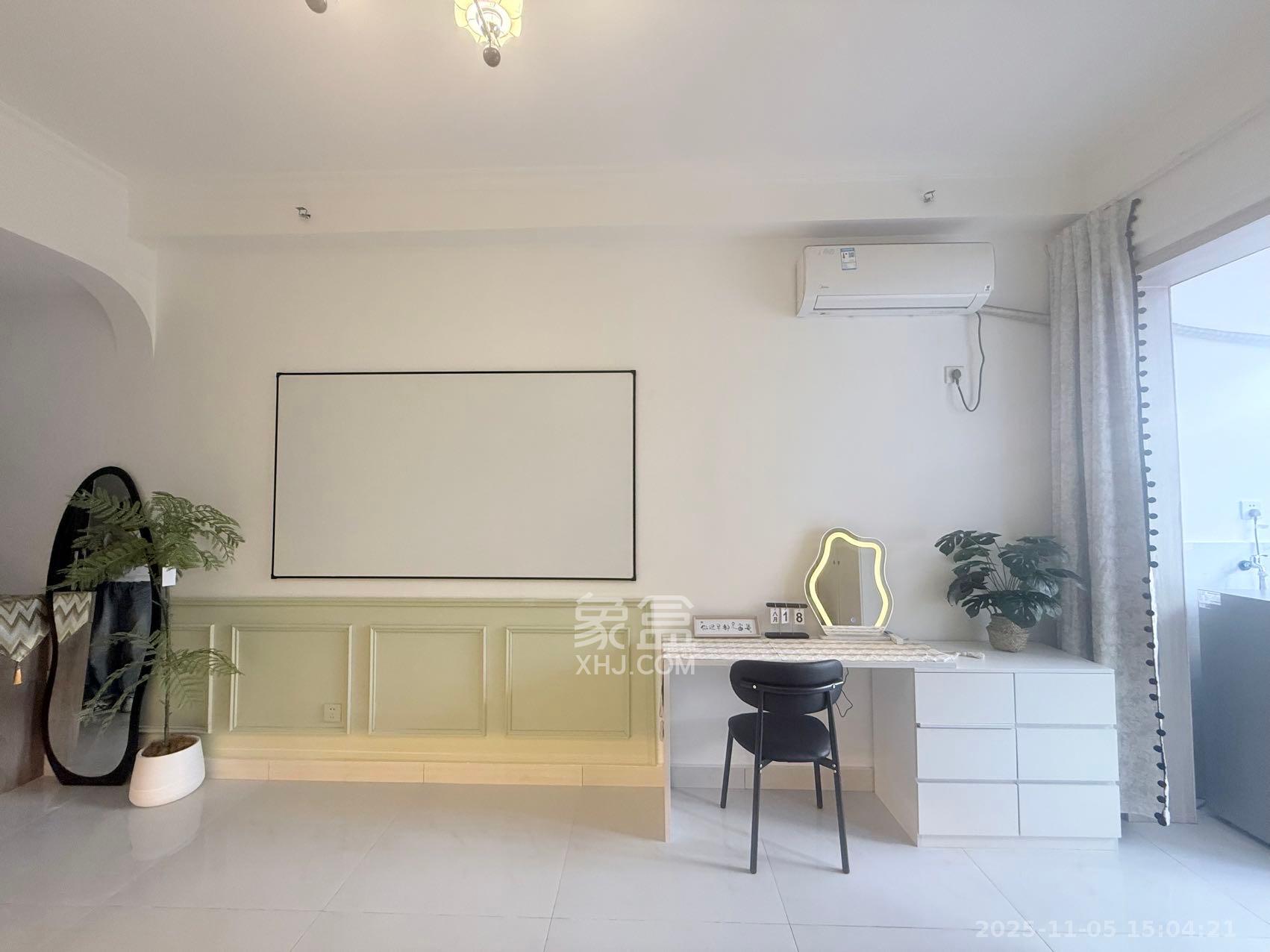 国泰九龙湾 1室0厅0卫 1700.0元/月 国泰九龙湾 1室0厅0卫 1700.0元/月室内图