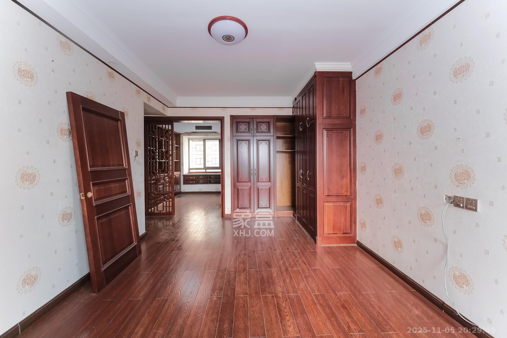 好望谷 3室2厅2卫 62.0万 好望谷 3室2厅2卫 62.0万卧室