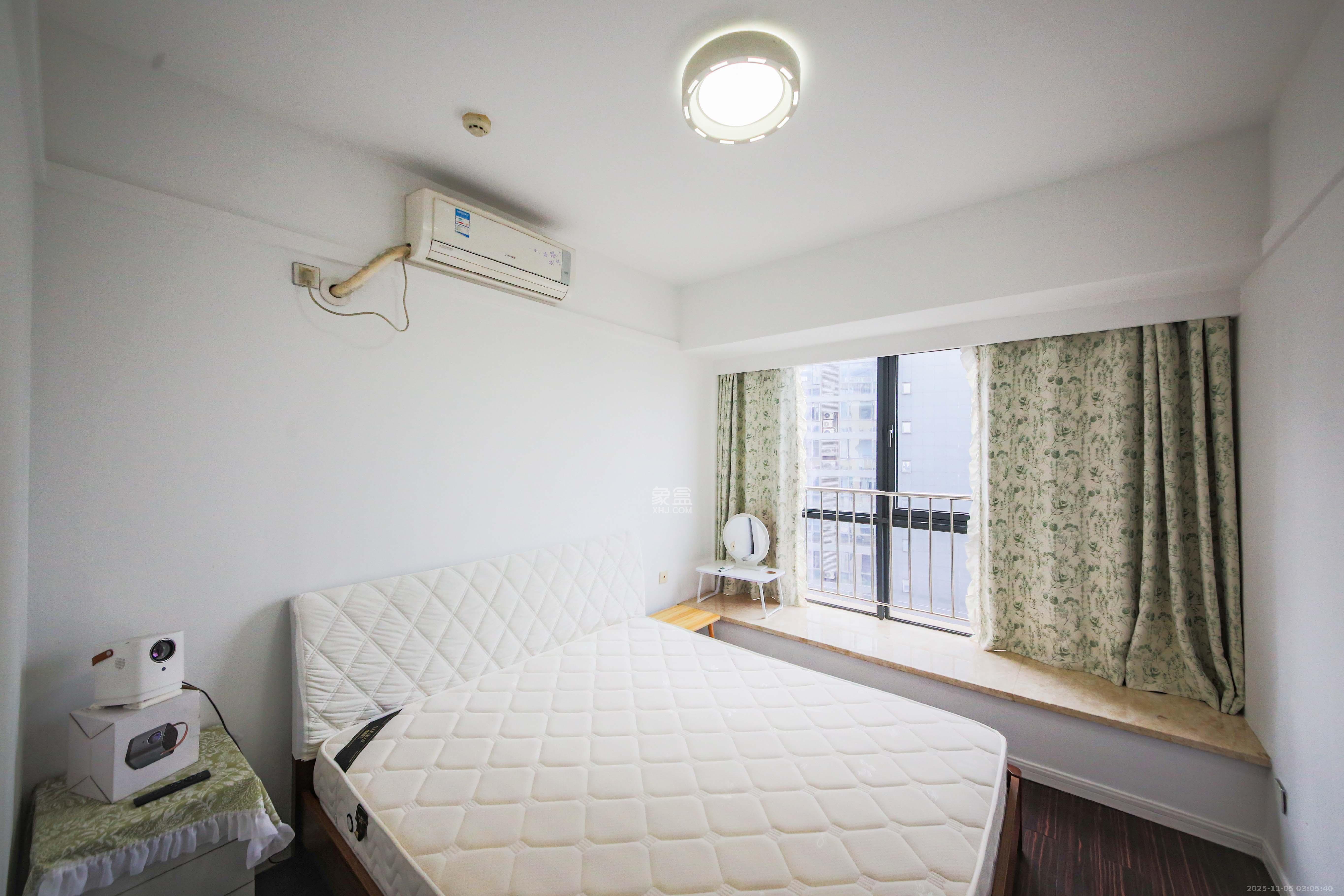 德思勤城市广场（宝格丽公寓）  1室1厅1卫    47.0万卧室