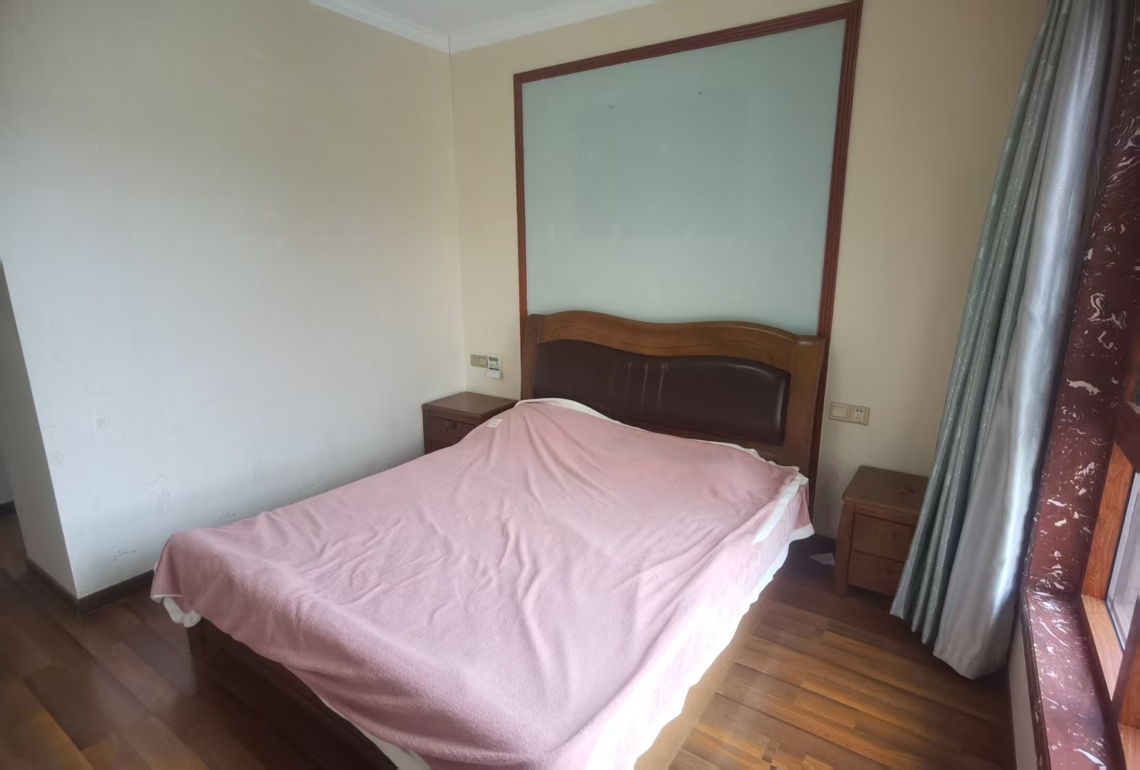 融冠亲城 1室0厅0卫 3200.0元/月 融冠亲城 1室0厅0卫 3200.0元/月室内图