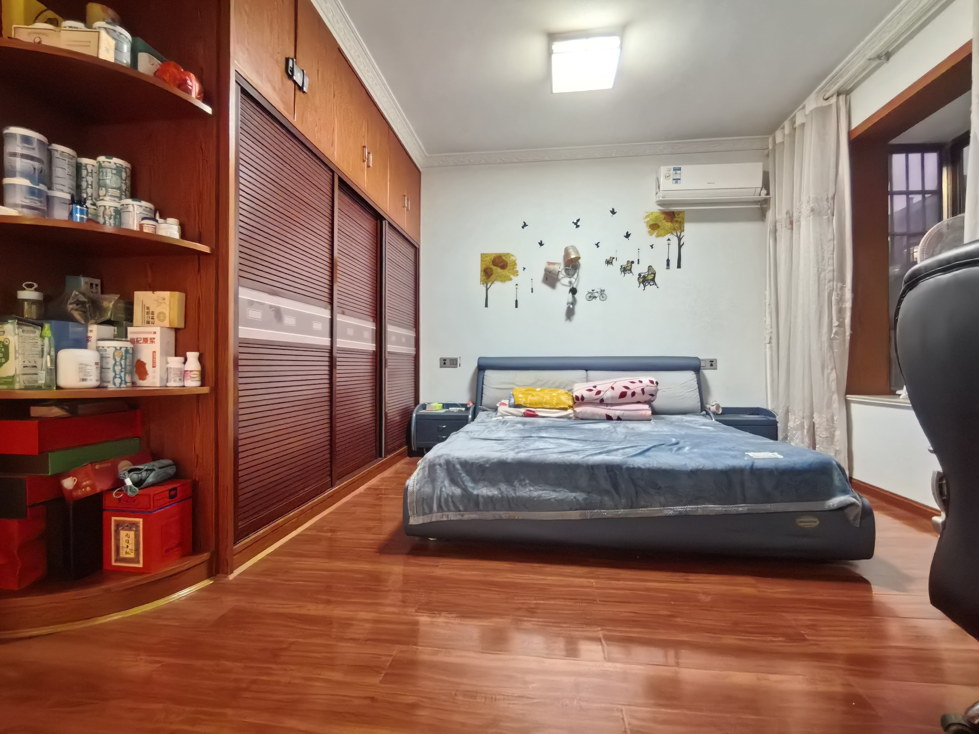 盛世华庭 1室0厅0卫 53.8万 盛世华庭 1室0厅0卫 53.8万客厅