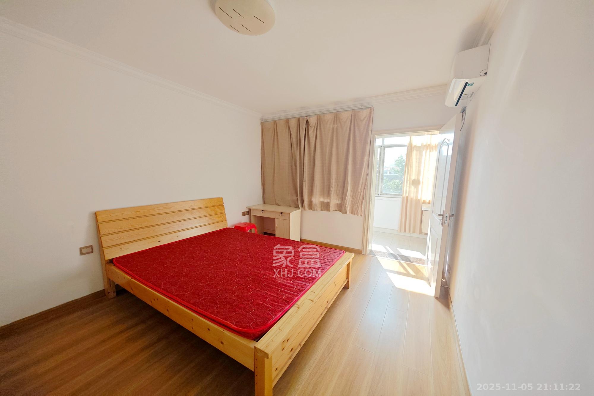 桂花二村  2室1厅1卫    42.0万卧室